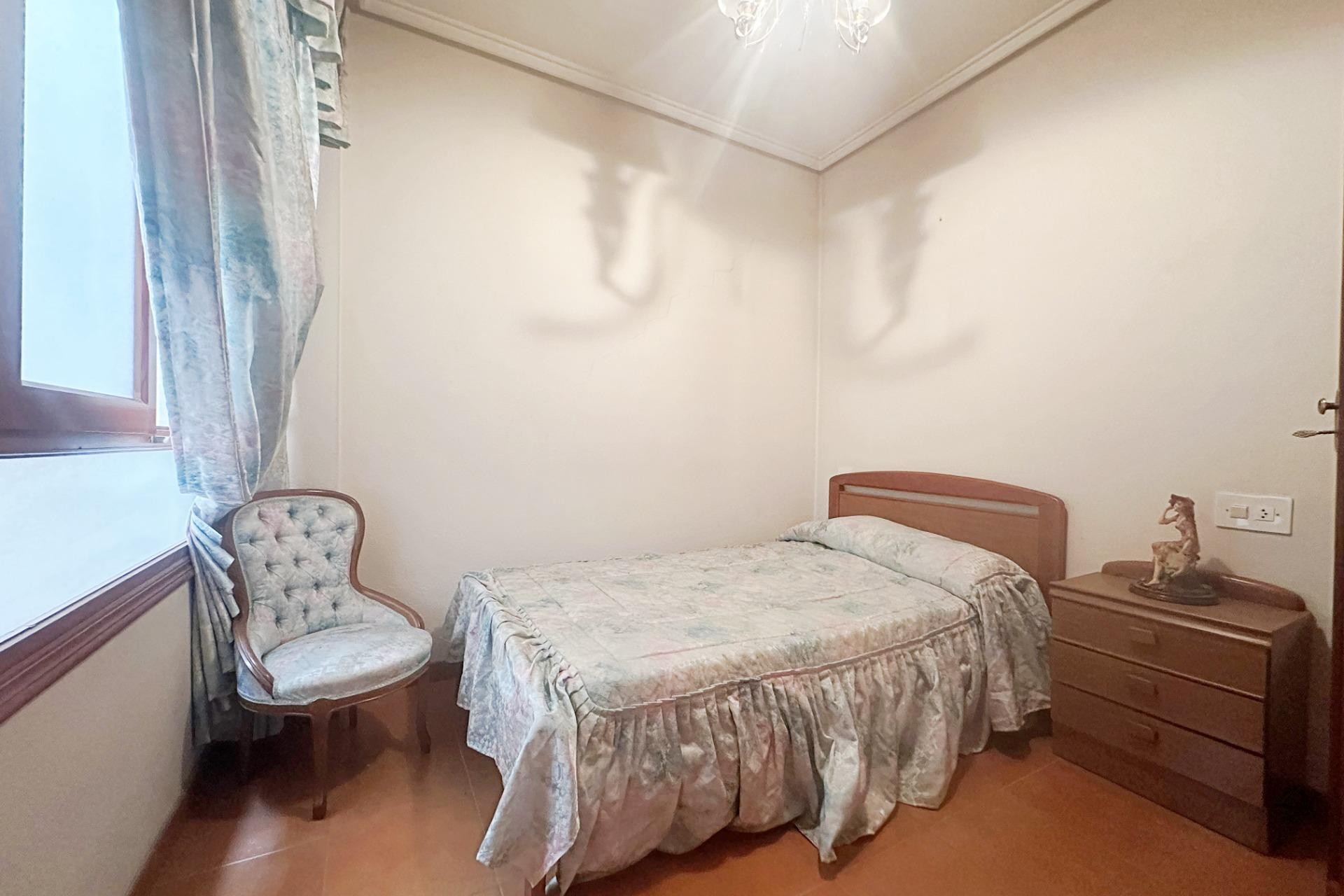 Återförsäljning - Apartment -
Torrevieja - Centro