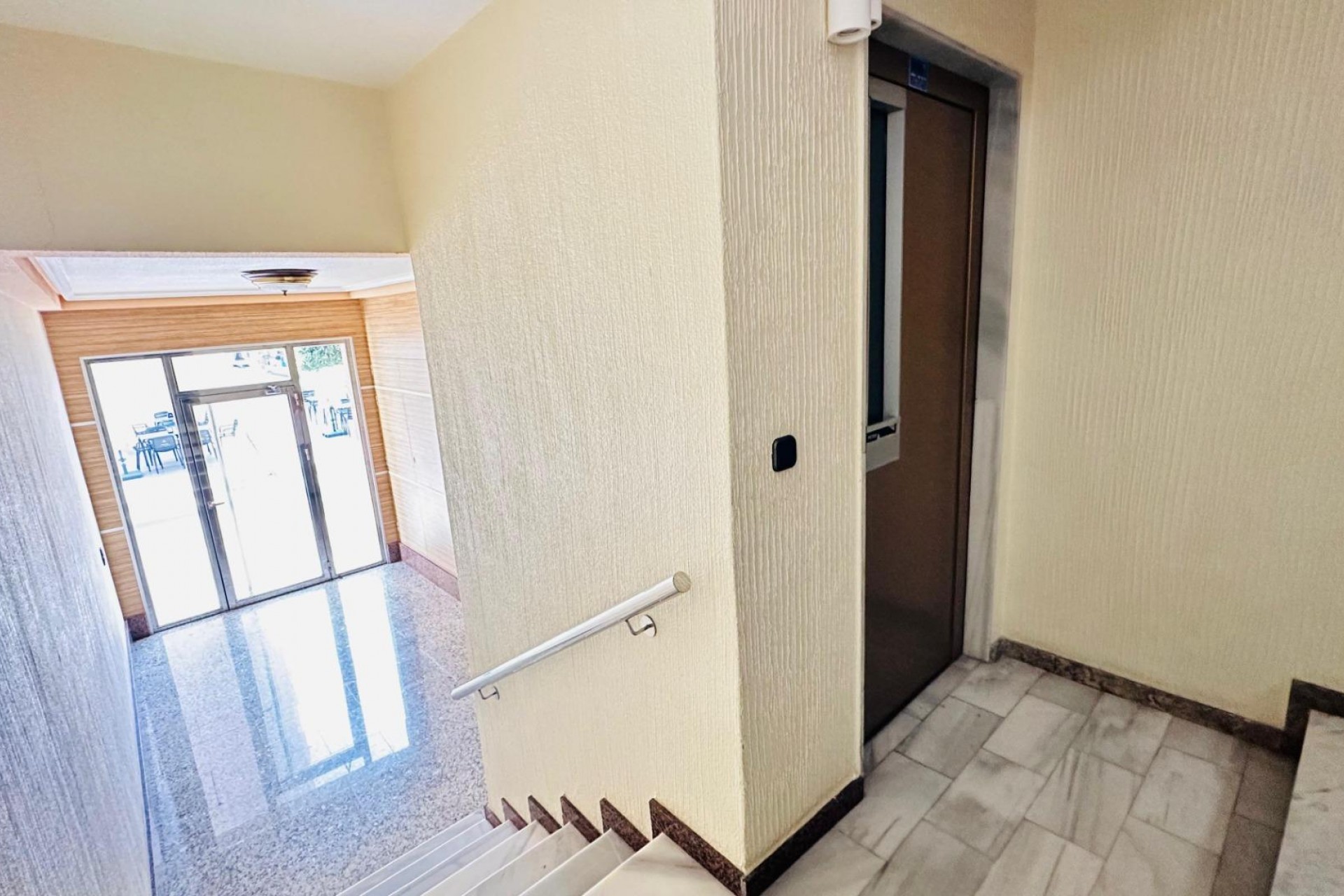 Återförsäljning - Apartment -
Torrevieja - Centro