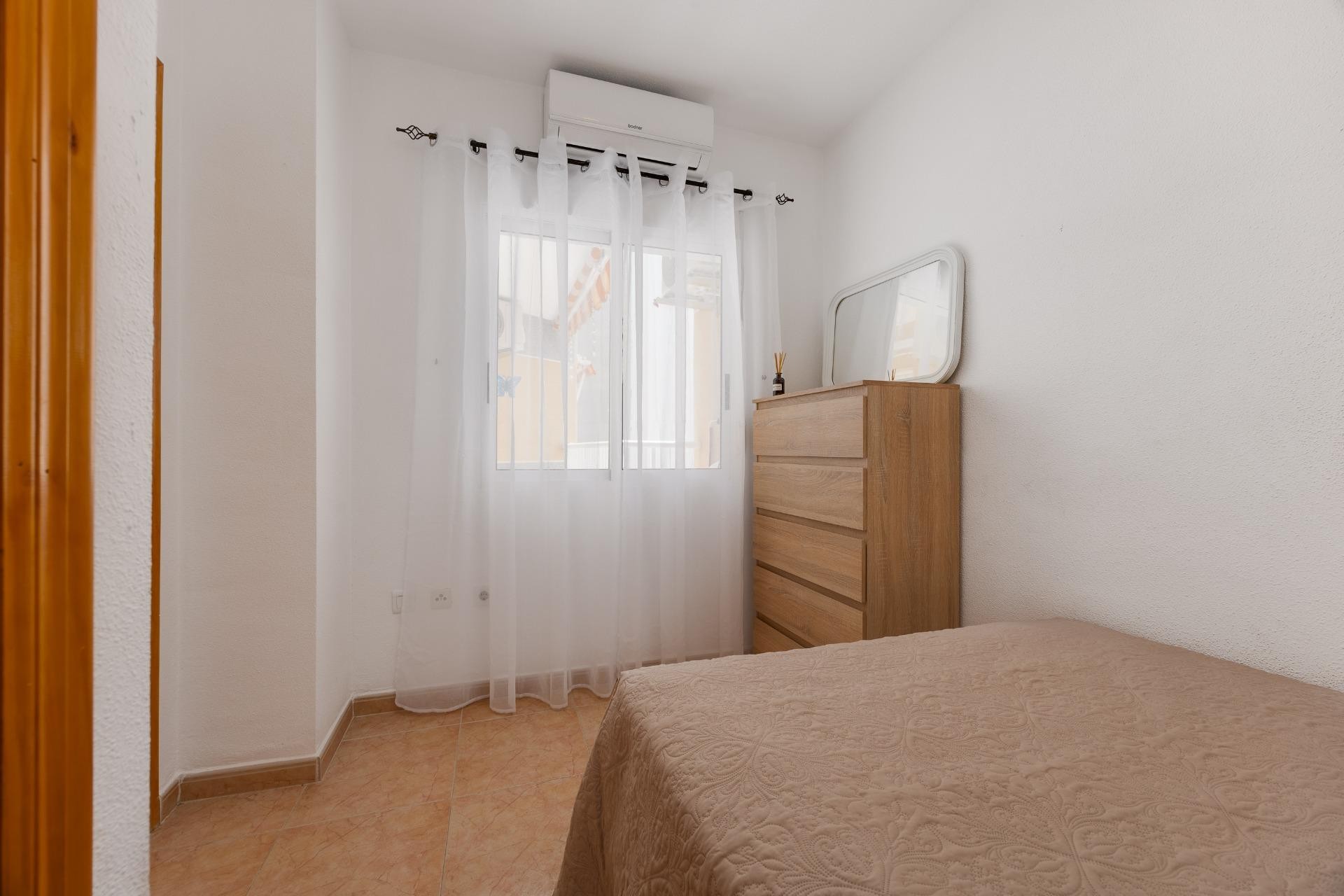 Återförsäljning - Apartment -
Torrevieja - Centro