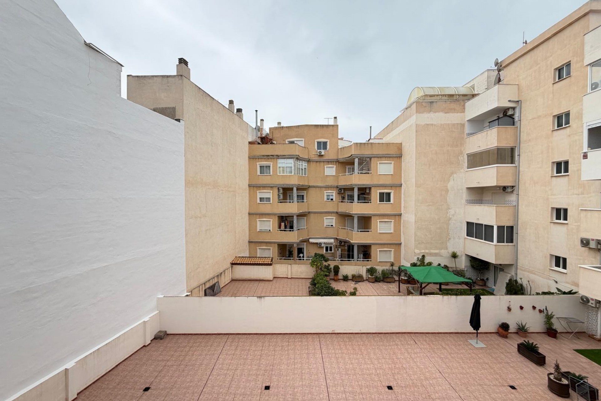 Återförsäljning - Apartment -
Torrevieja - Centro