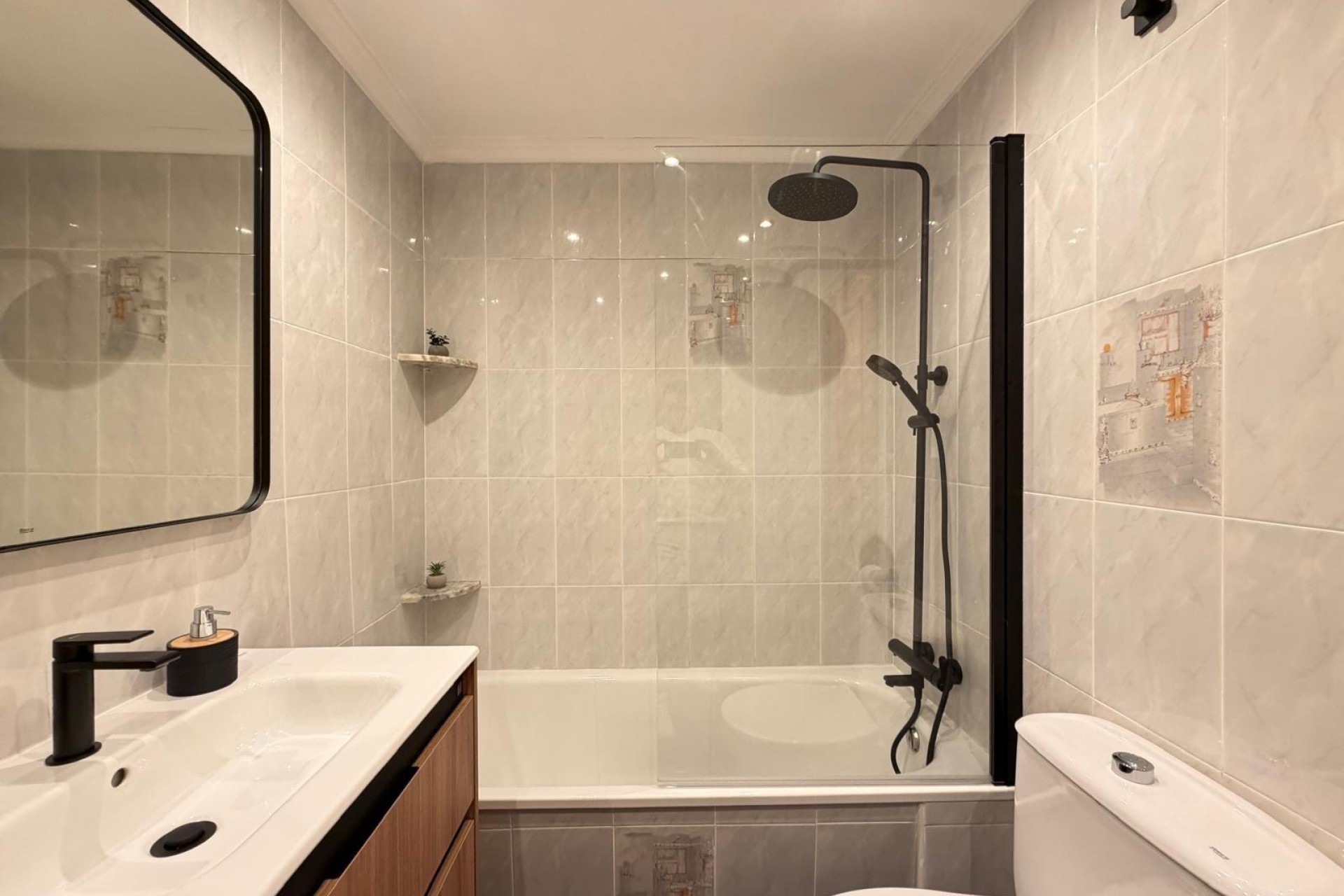 Återförsäljning - Apartment -
Torrevieja - Centro