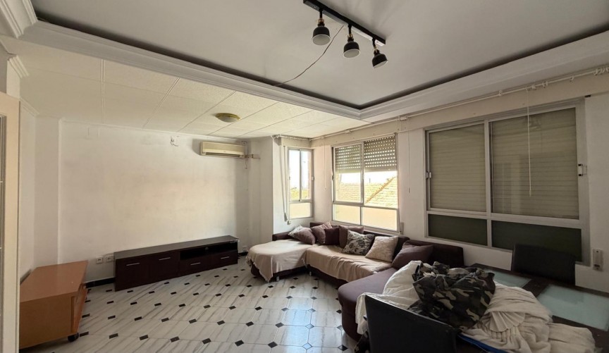 Återförsäljning - Apartment -
Torrevieja - Centro