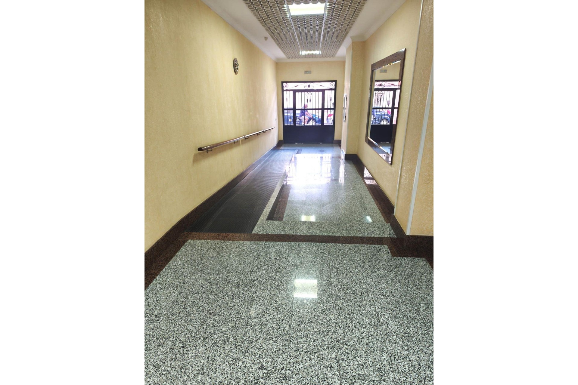 Återförsäljning - Apartment -
Torrevieja - Centro