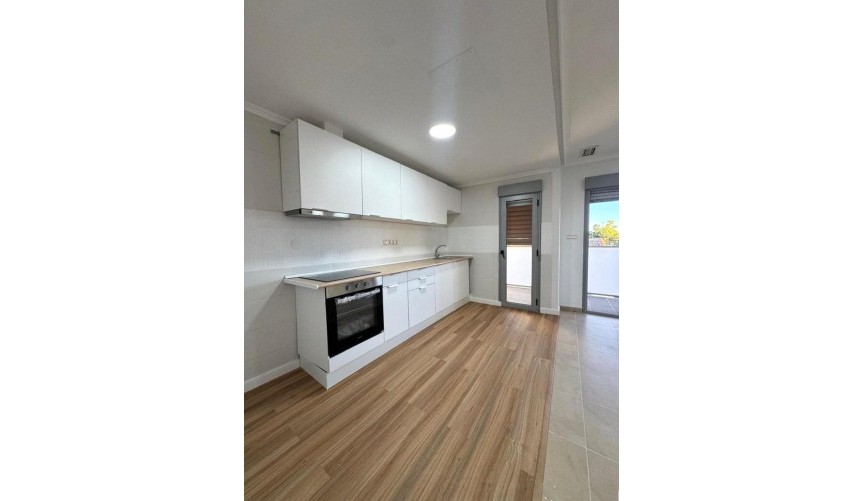Återförsäljning - Apartment -
Torrevieja - Centro