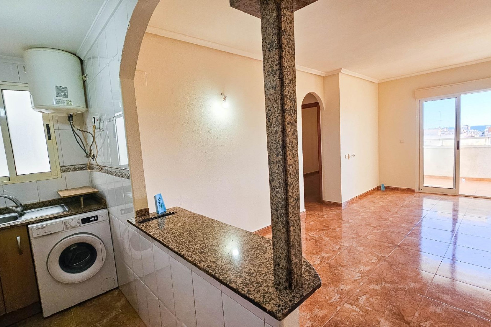 Återförsäljning - Apartment -
Torrevieja - Centro