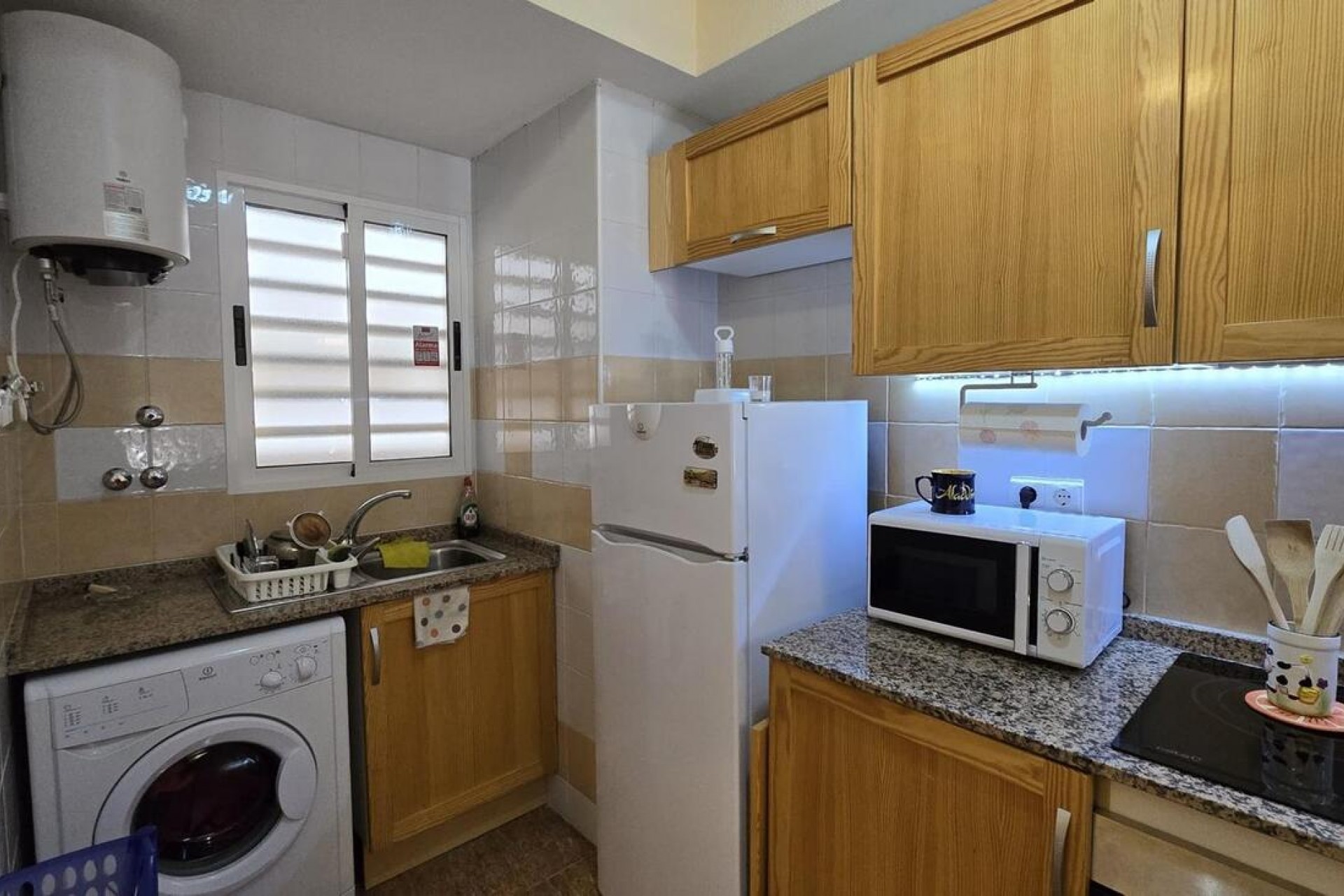 Återförsäljning - Apartment -
Torrevieja - CORTES VALENCIANAS