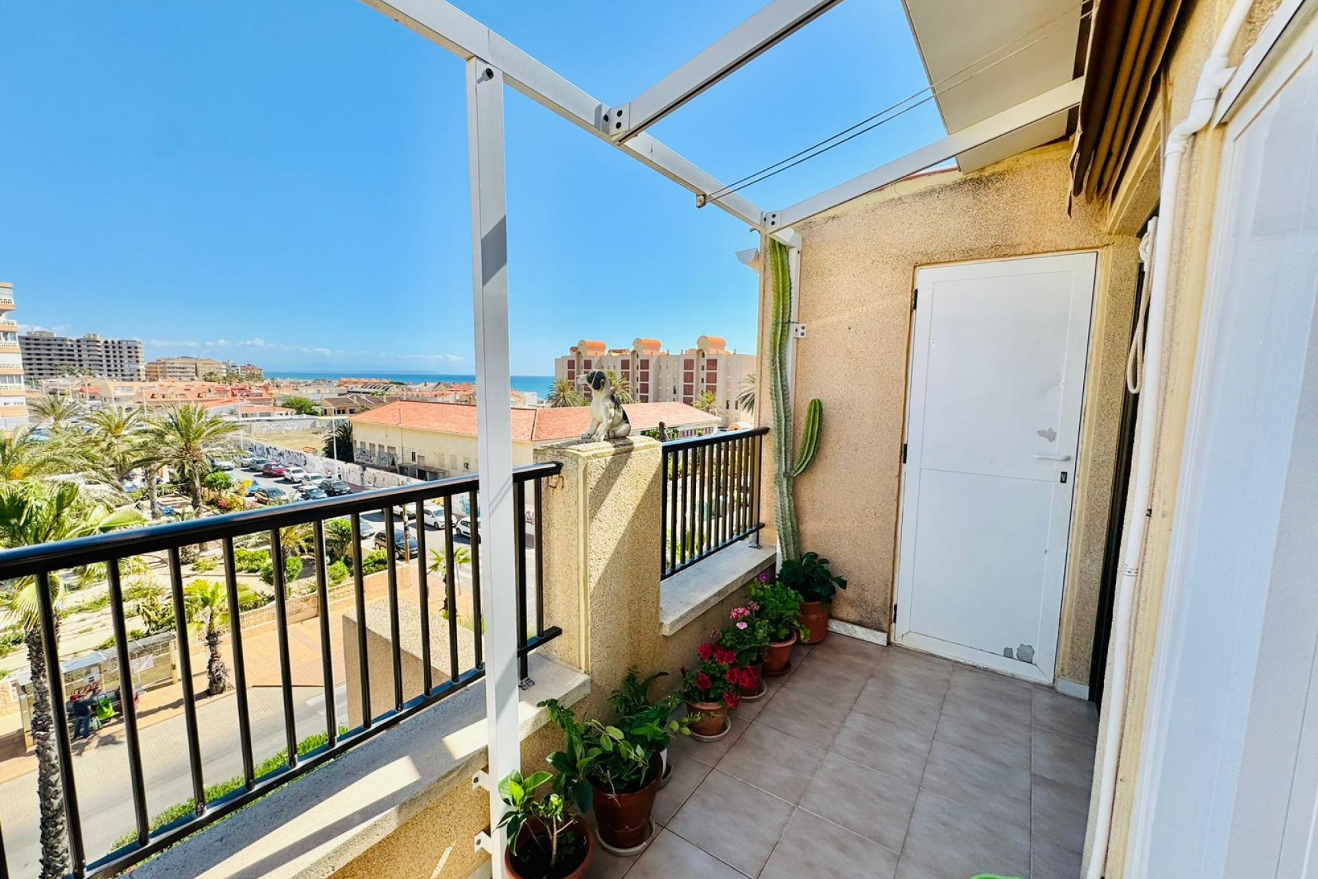 Återförsäljning - Apartment -
Torrevieja - Costa Blanca