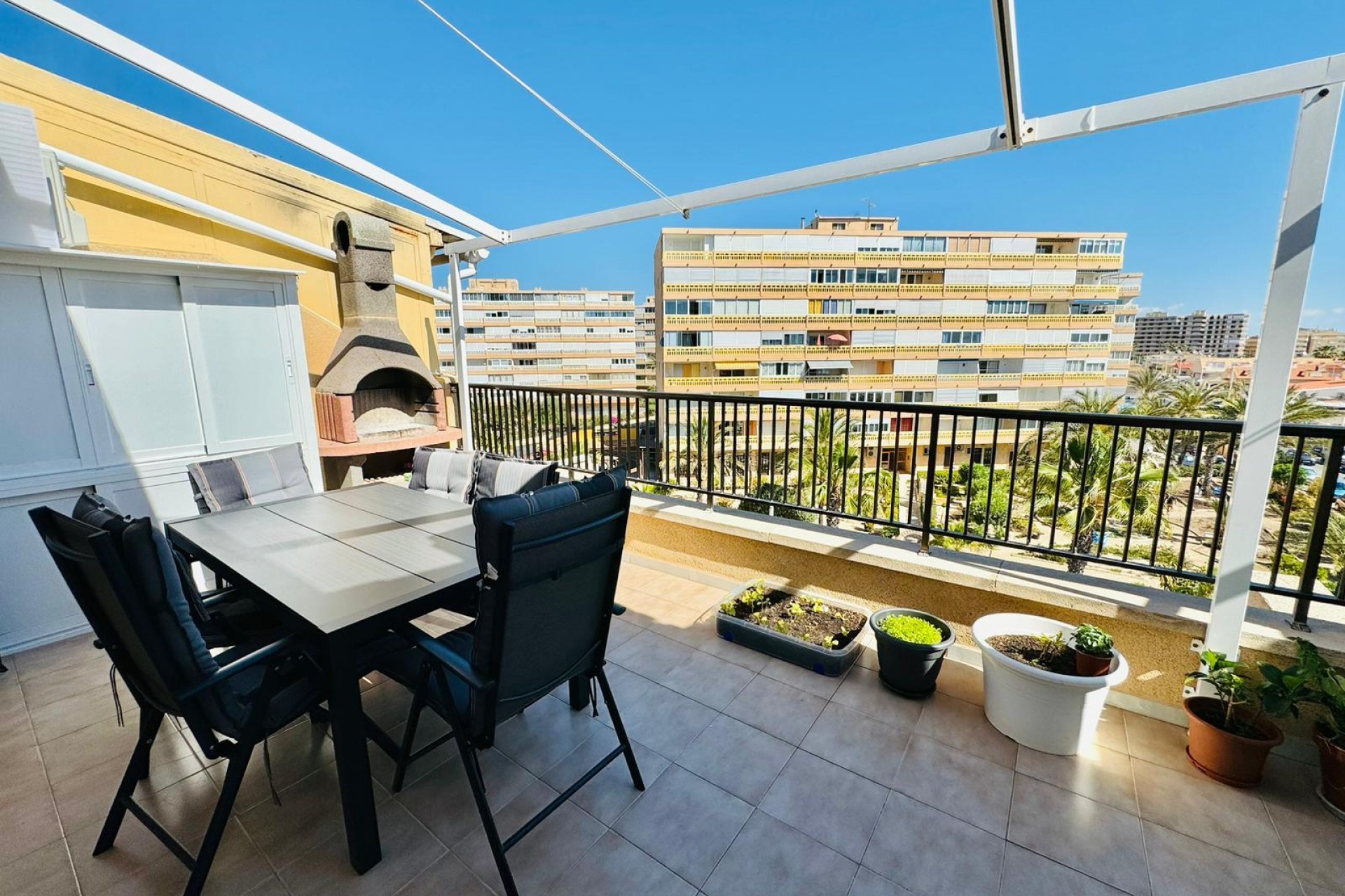 Återförsäljning - Apartment -
Torrevieja - Costa Blanca