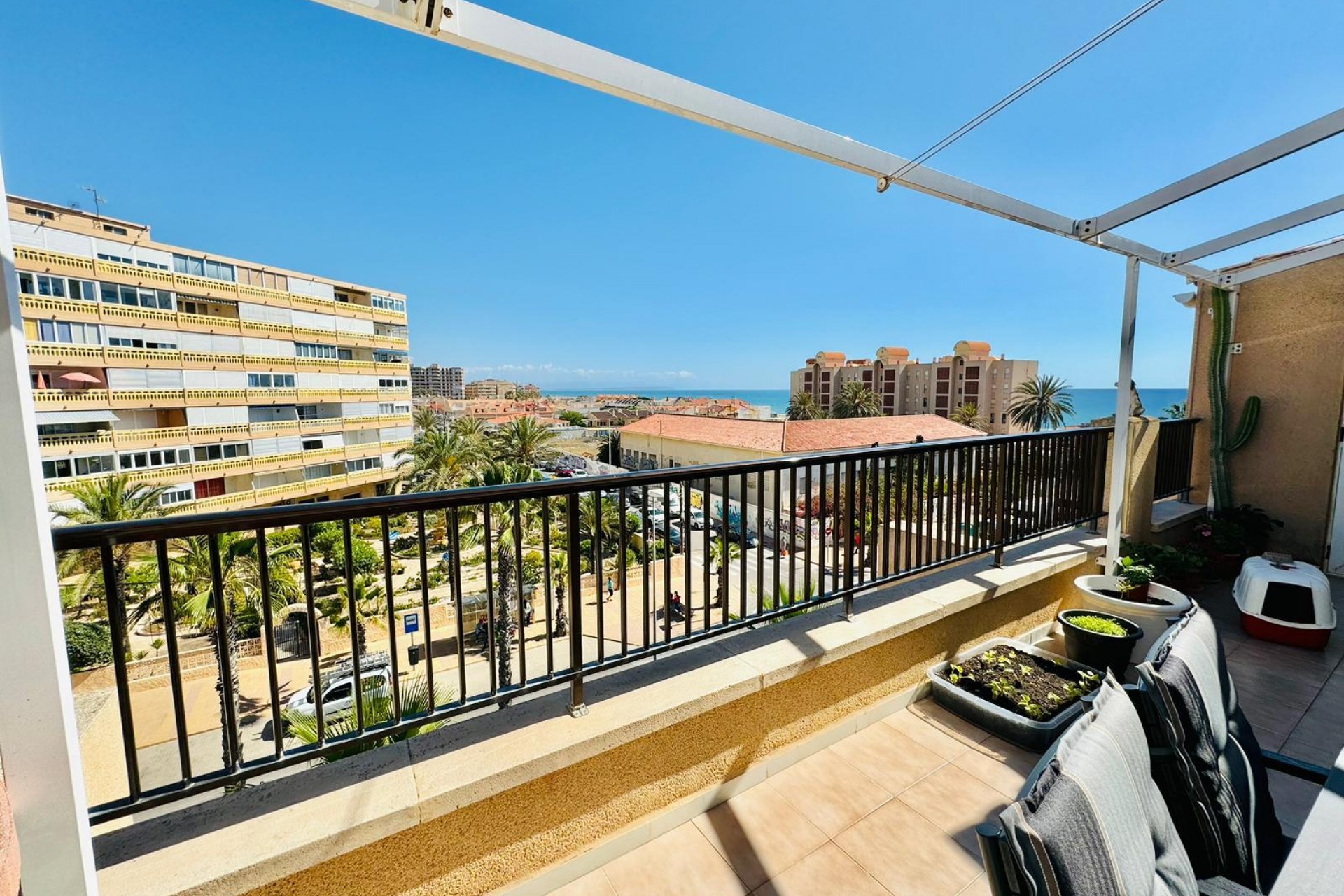 Återförsäljning - Apartment -
Torrevieja - Costa Blanca