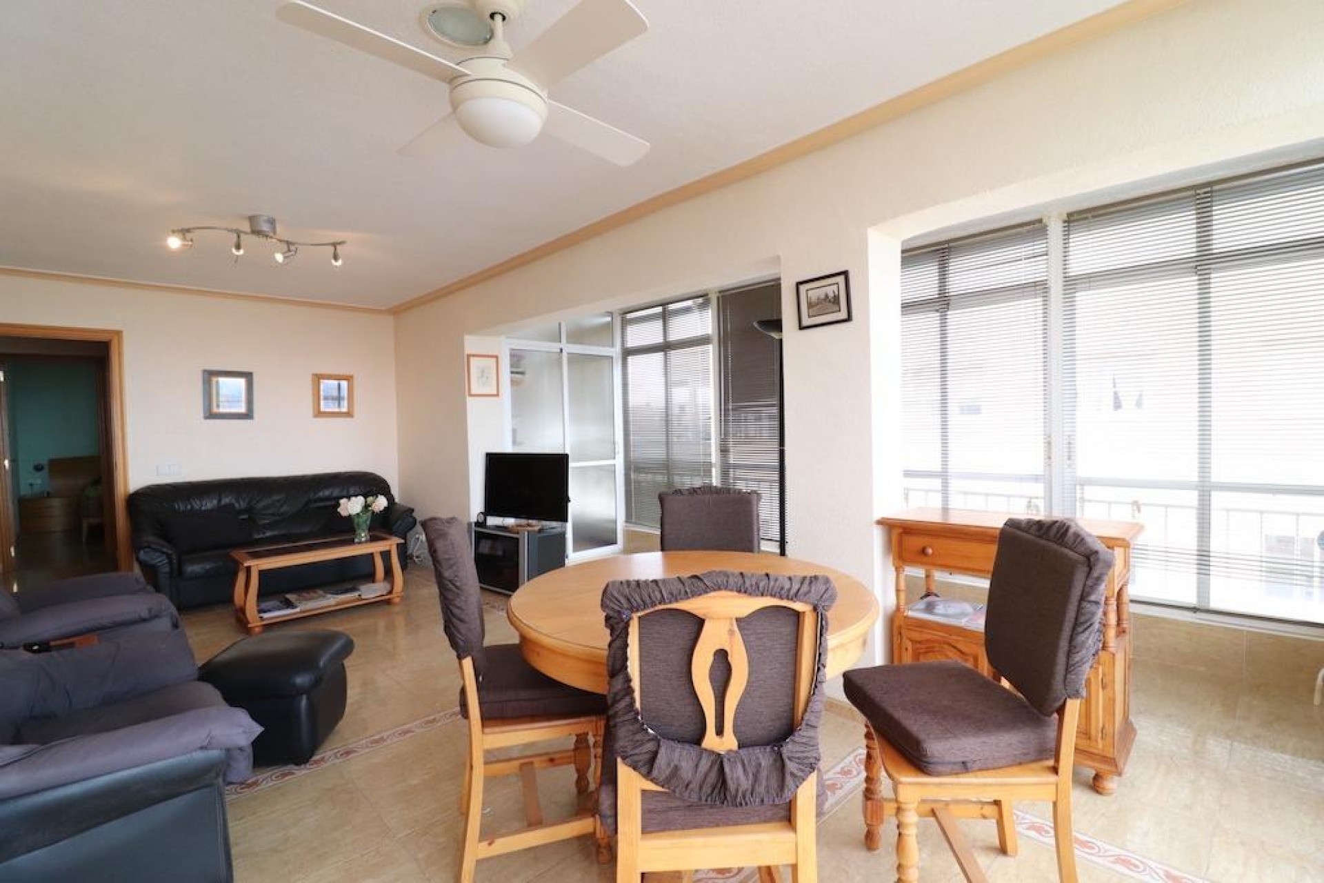 Återförsäljning - Apartment -
Torrevieja - Costa Blanca