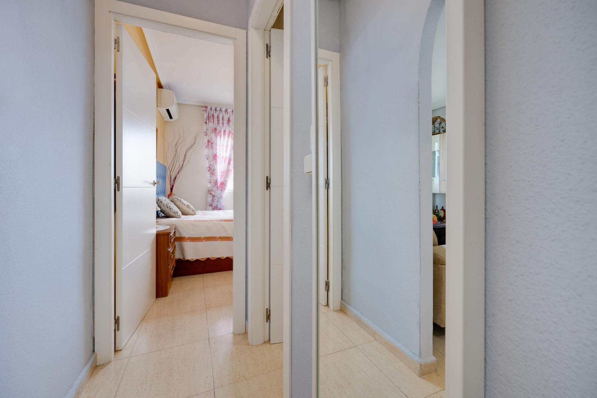 Återförsäljning - Apartment -
Torrevieja - Costa Blanca