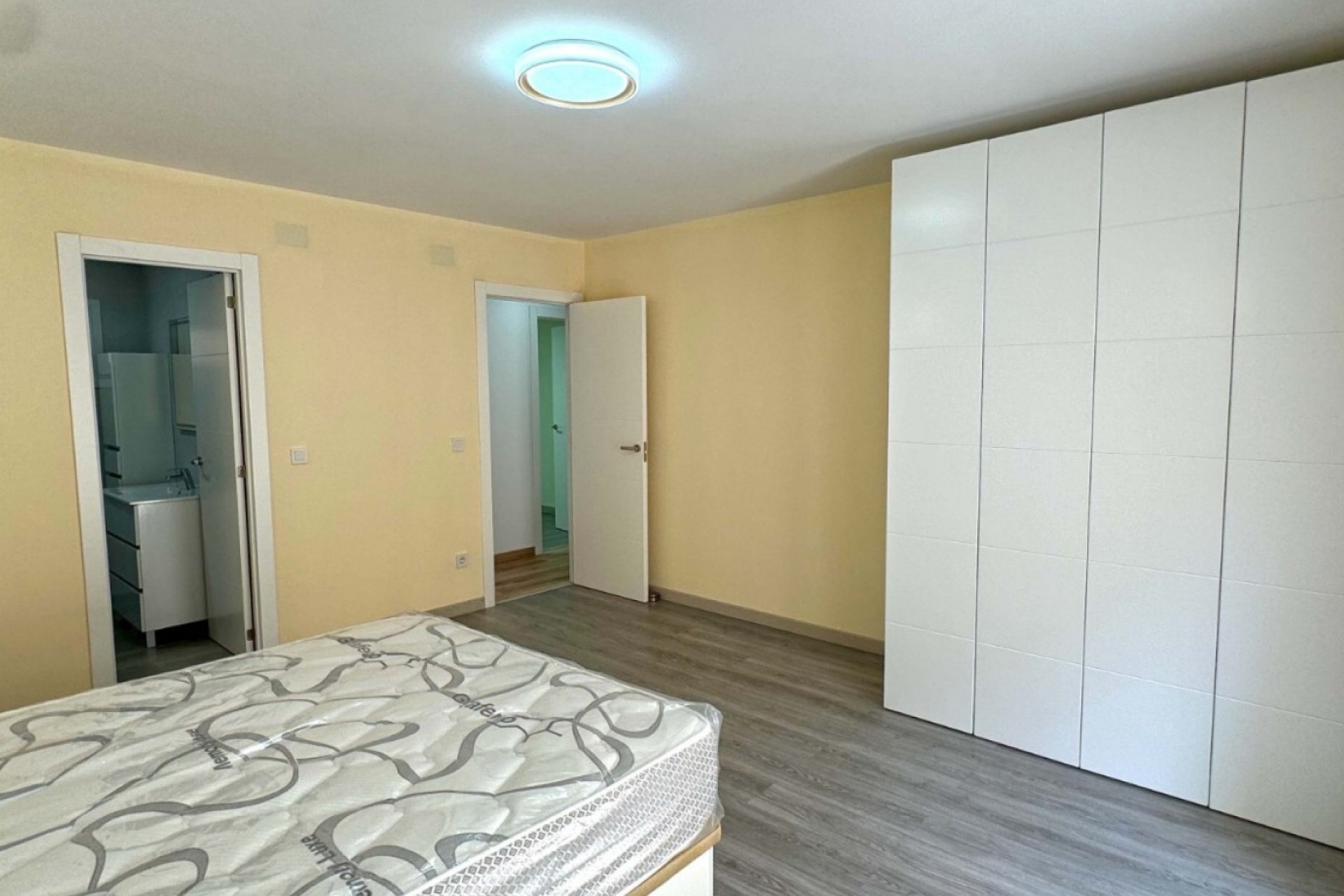 Återförsäljning - Apartment -
Torrevieja - Costa Blanca