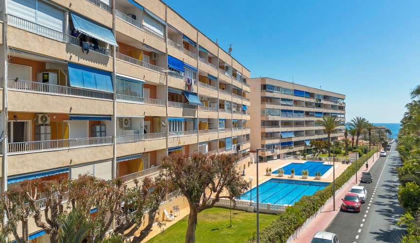 Återförsäljning - Apartment -
Torrevieja - Costa Blanca