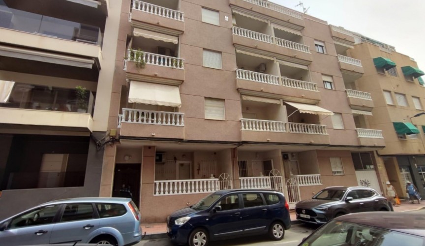 Återförsäljning - Apartment -
Torrevieja - Costa Blanca