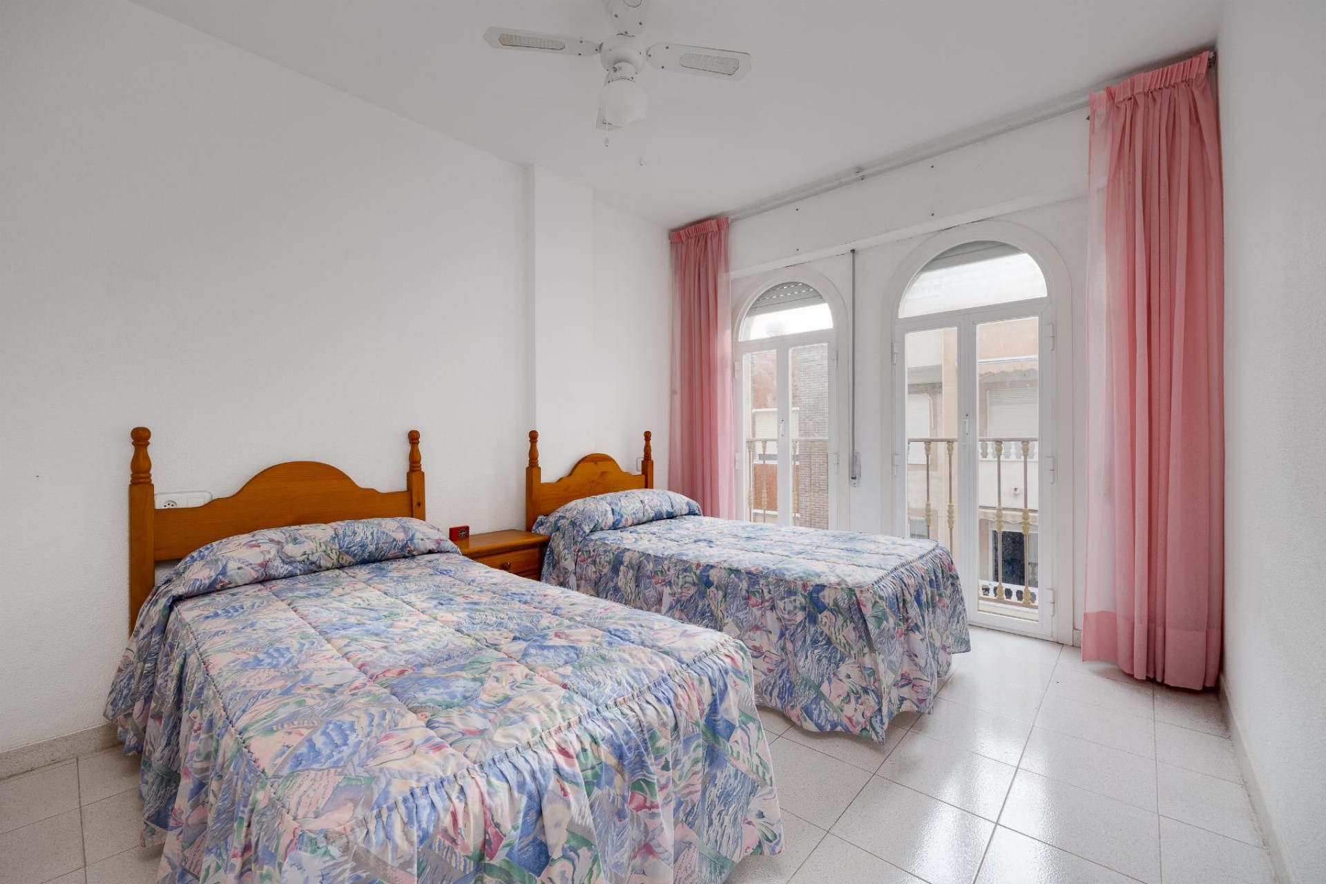 Återförsäljning - Apartment -
Torrevieja - Costa Blanca