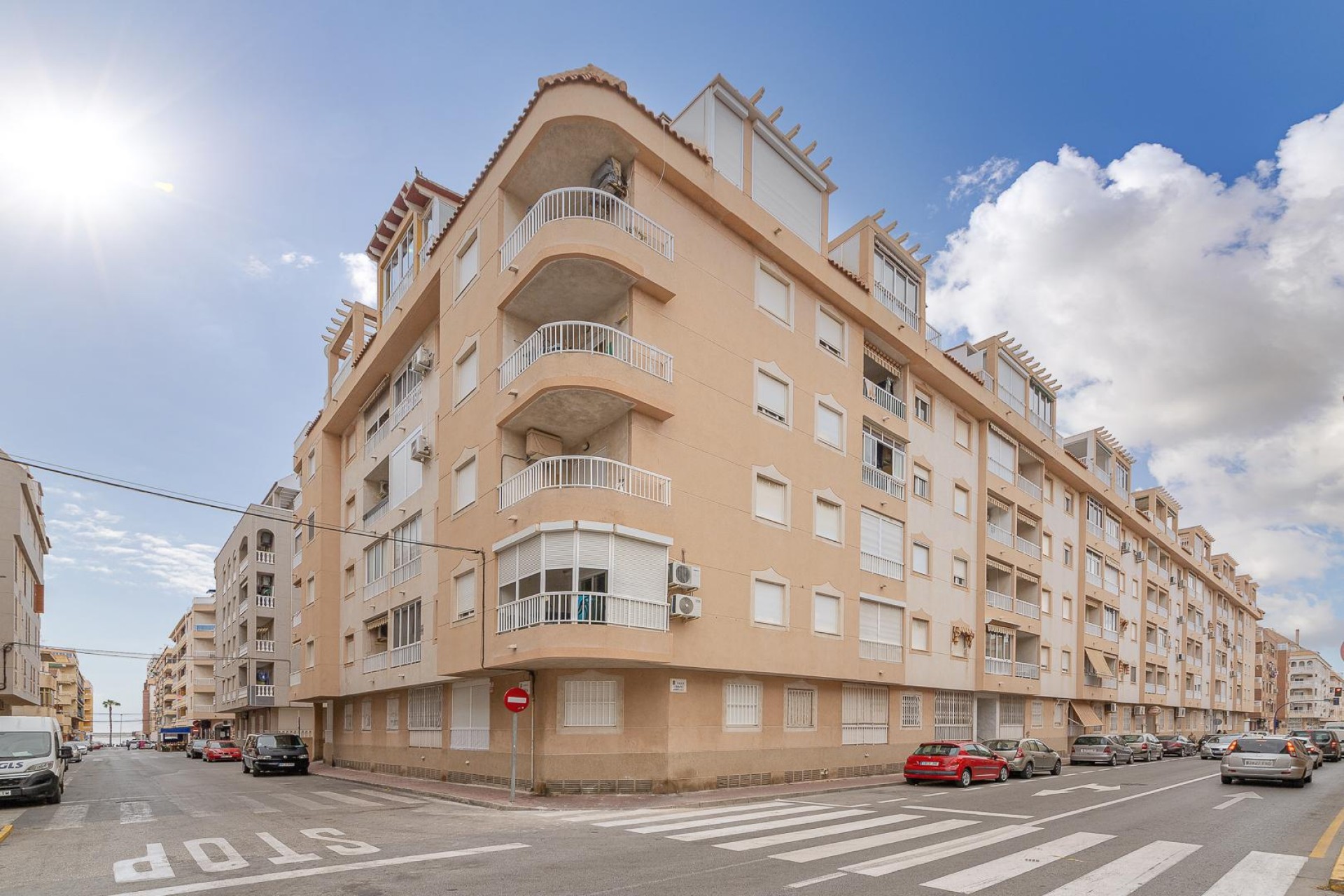 Återförsäljning - Apartment -
Torrevieja - Costa Blanca