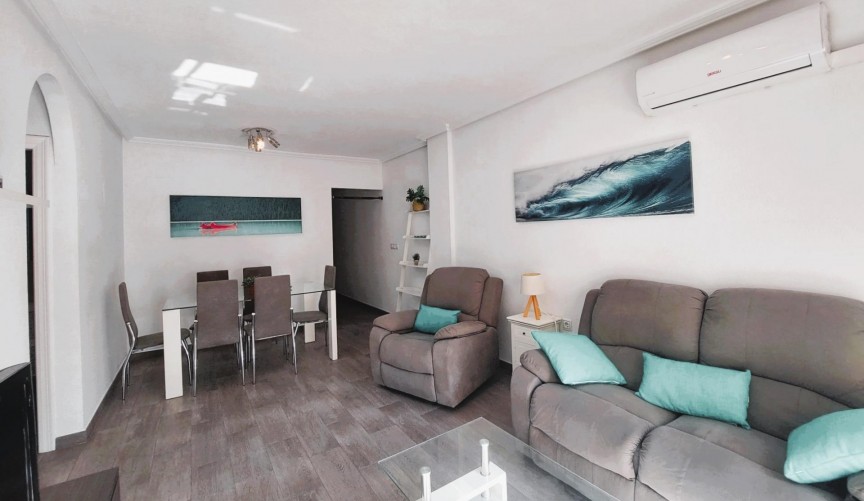 Återförsäljning - Apartment -
Torrevieja - Costa Blanca