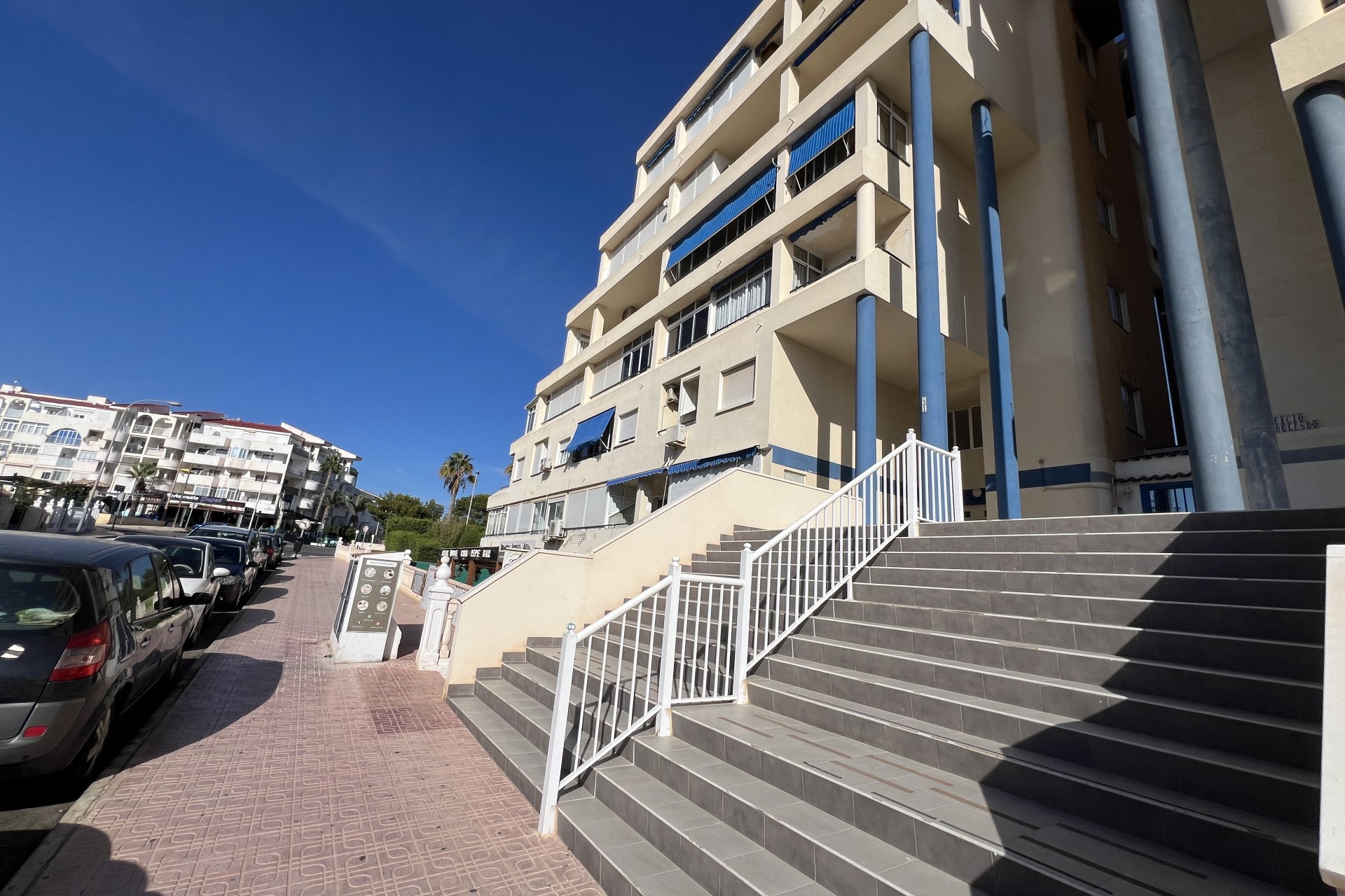 Återförsäljning - Apartment -
Torrevieja - Costa Blanca