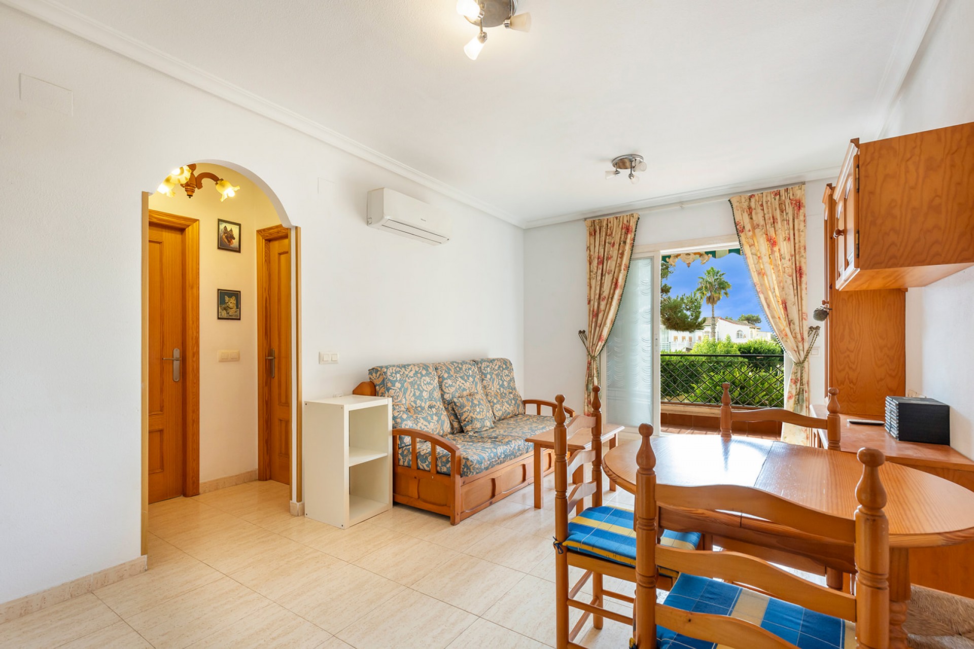 Återförsäljning - Apartment -
Torrevieja - Costa Blanca