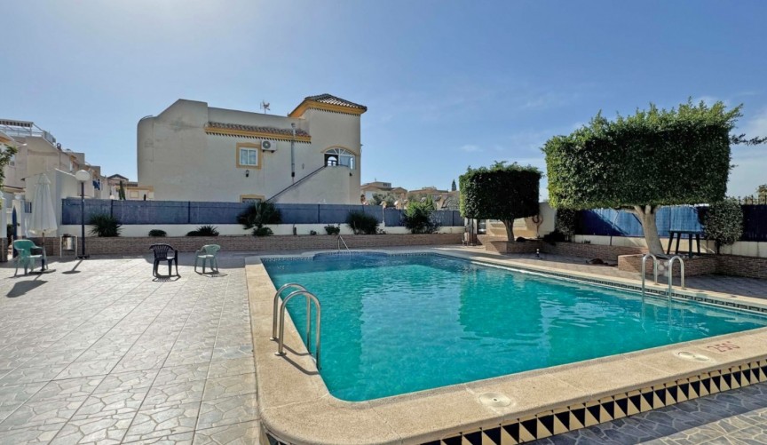 Återförsäljning - Apartment -
Torrevieja - Costa Blanca