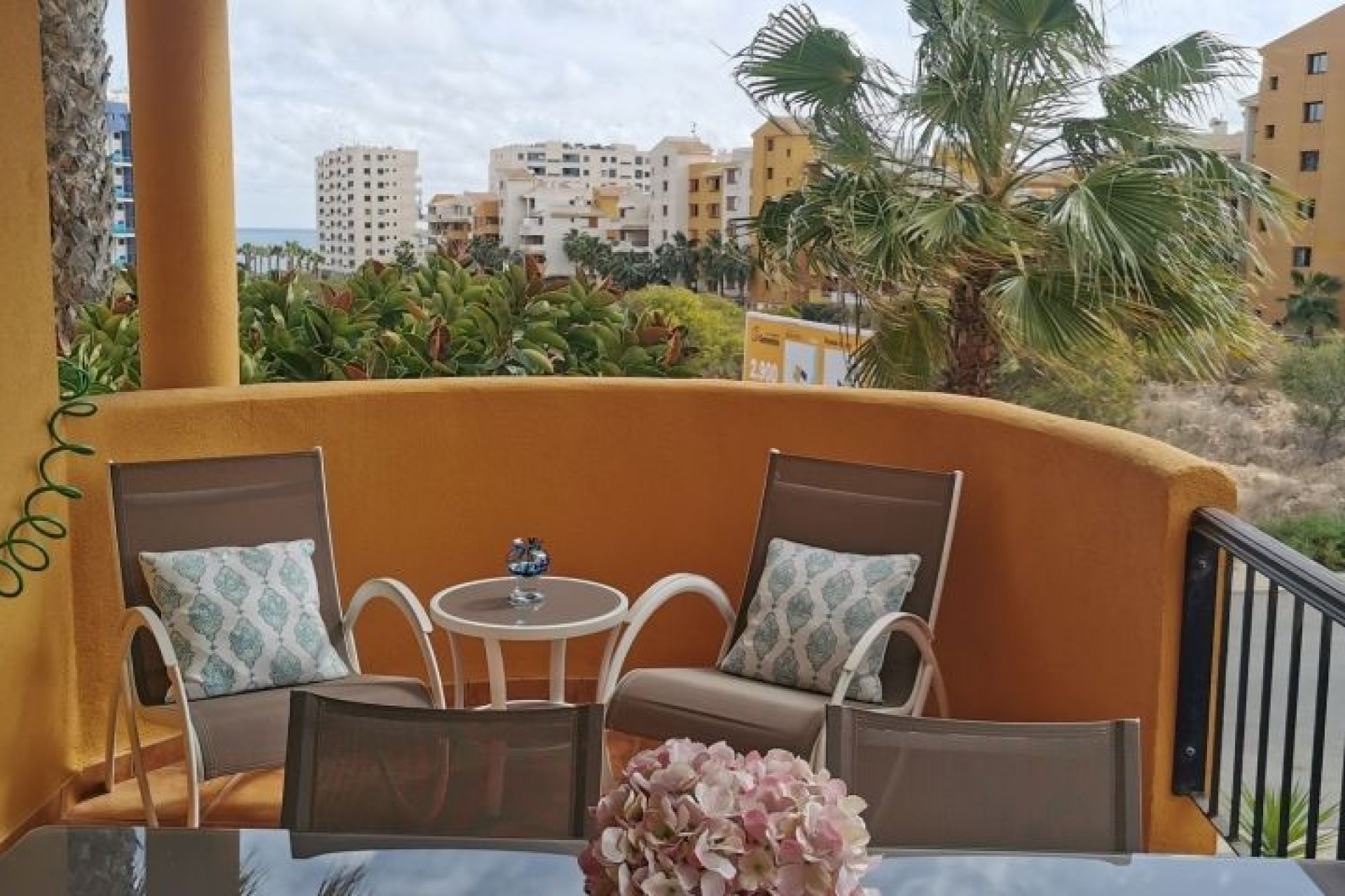 Återförsäljning - Apartment -
Torrevieja - Costa Blanca