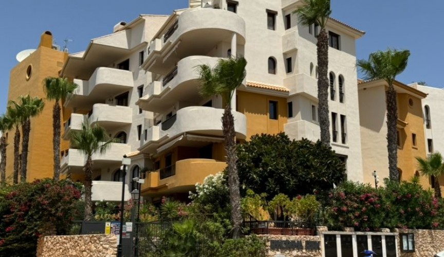 Återförsäljning - Apartment -
Torrevieja - Costa Blanca