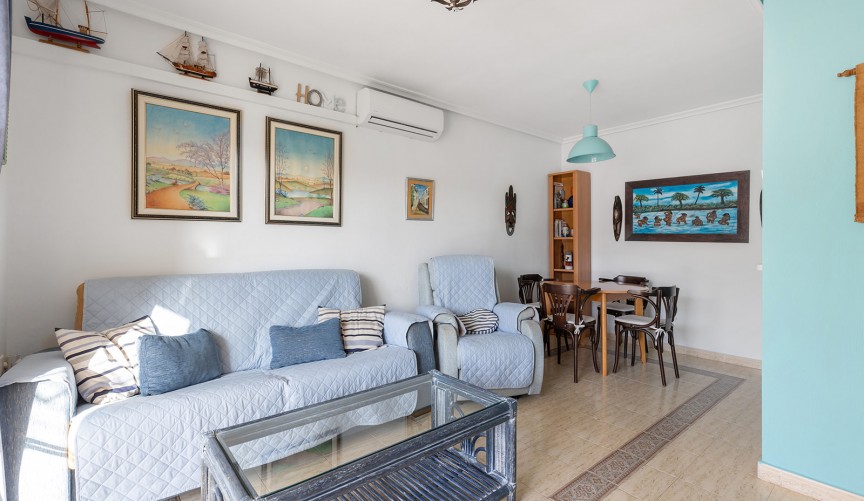 Återförsäljning - Apartment -
Torrevieja - Costa Blanca