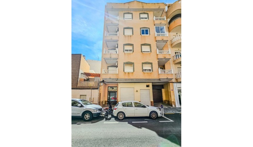 Återförsäljning - Apartment -
Torrevieja - Costa Blanca