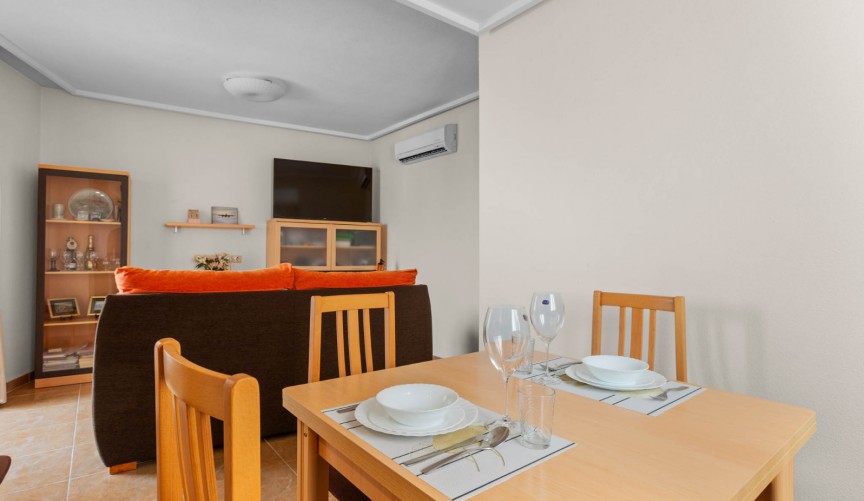 Återförsäljning - Apartment -
Torrevieja - Costa Blanca