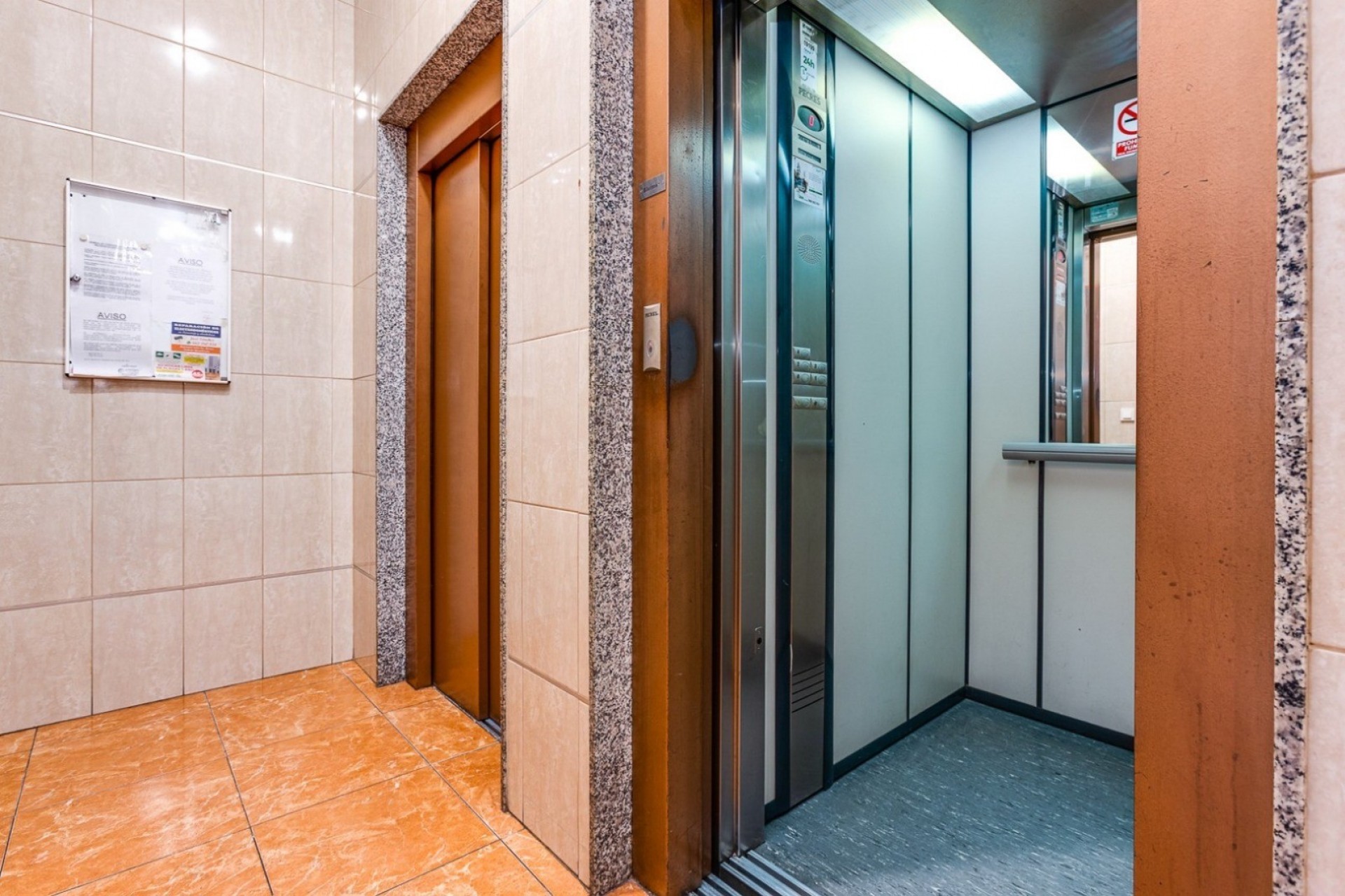 Återförsäljning - Apartment -
Torrevieja - Costa Blanca