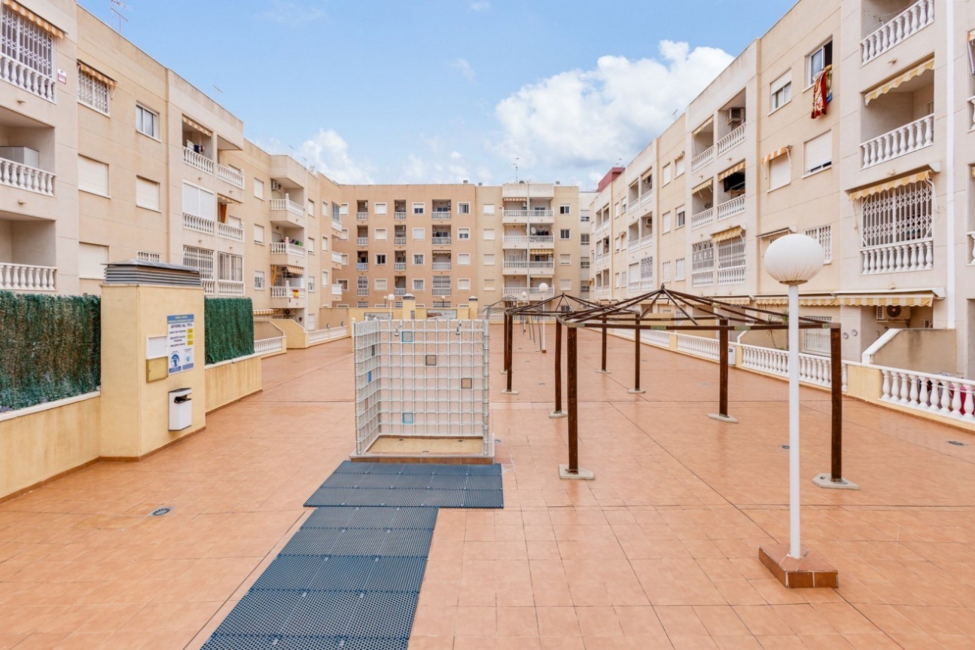 Återförsäljning - Apartment -
Torrevieja - Costa Blanca