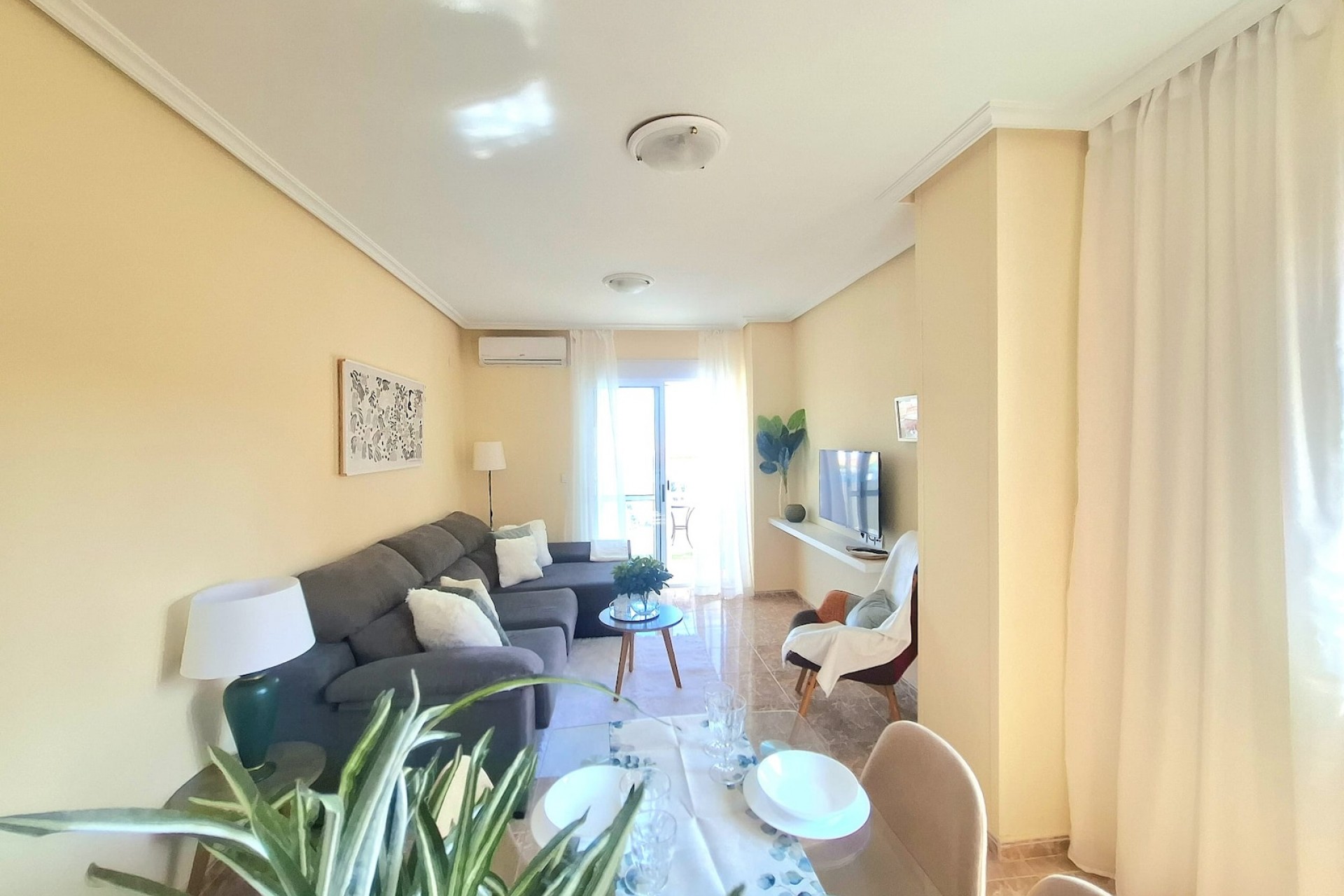 Återförsäljning - Apartment -
Torrevieja - Costa Blanca