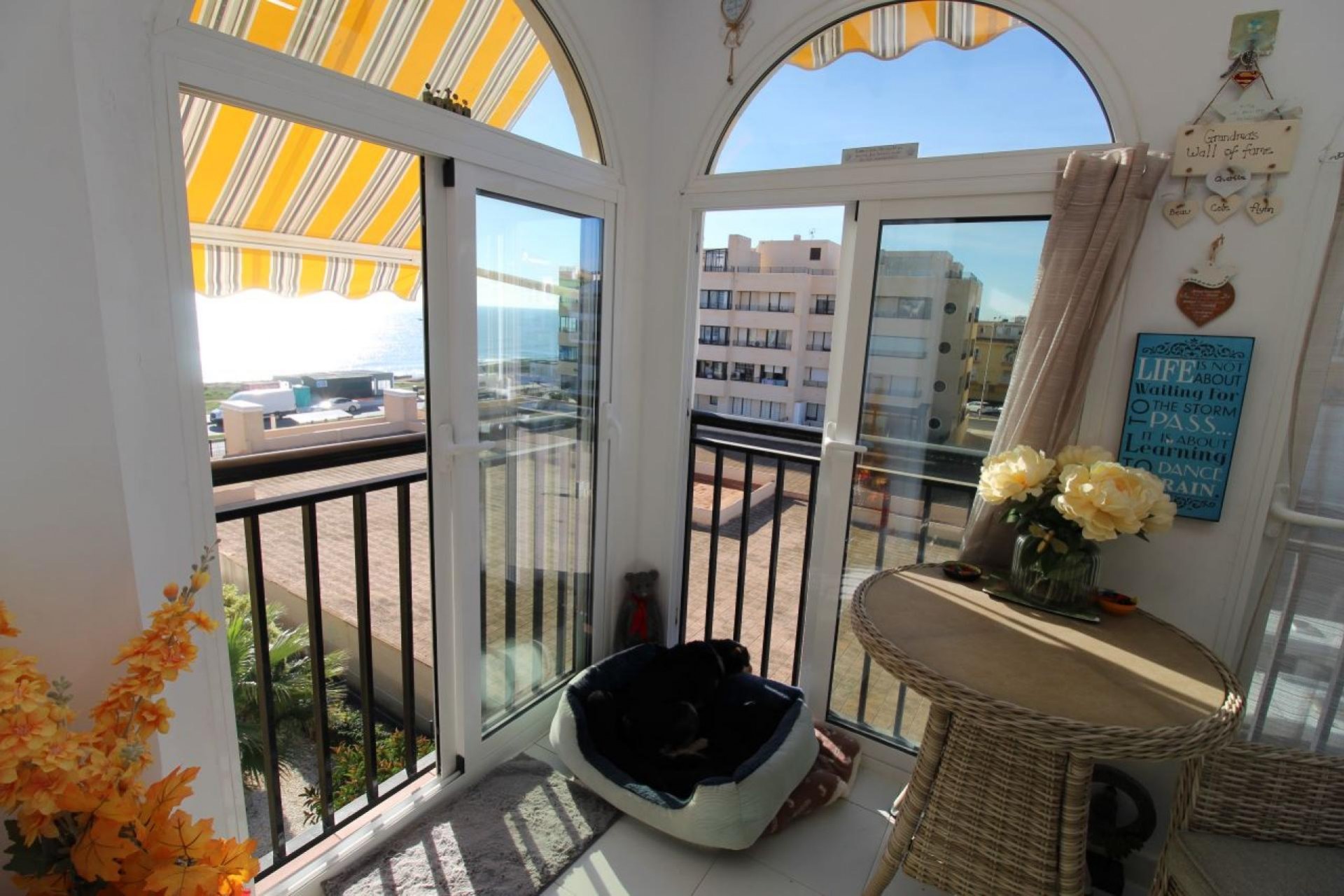 Återförsäljning - Apartment -
Torrevieja - Costa Blanca