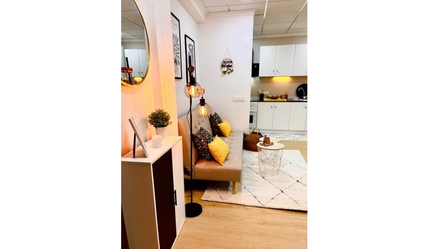 Återförsäljning - Apartment -
Torrevieja - Costa Blanca