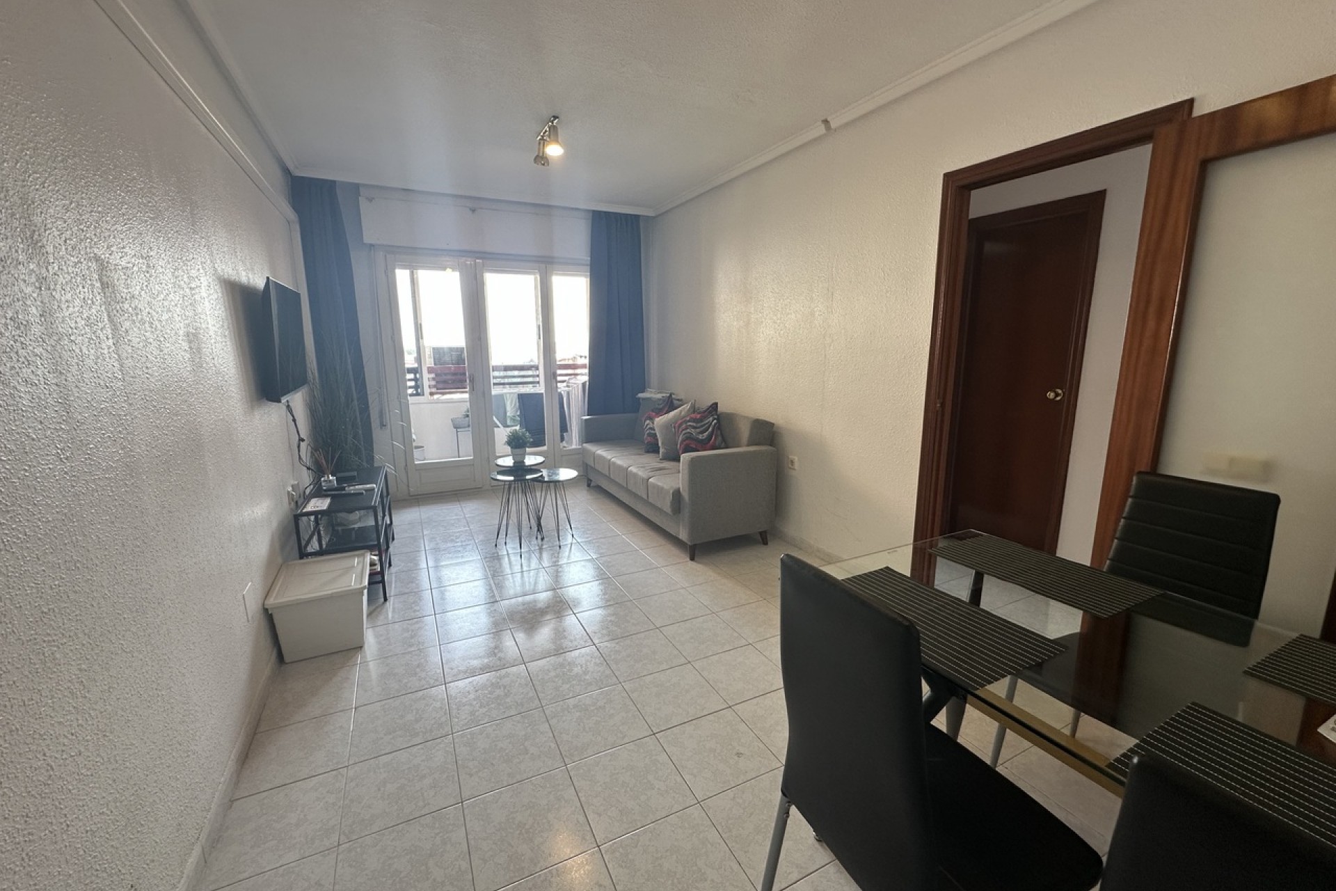 Återförsäljning - Apartment -
Torrevieja - Costa Blanca