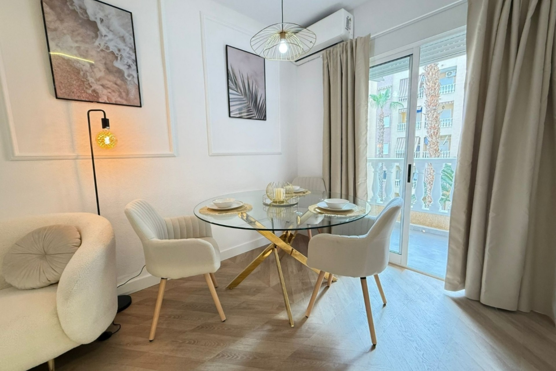 Återförsäljning - Apartment -
Torrevieja - Costa Blanca