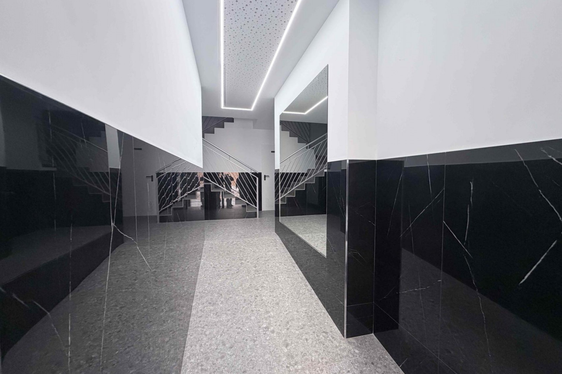 Återförsäljning - Apartment -
Torrevieja - Costa Blanca