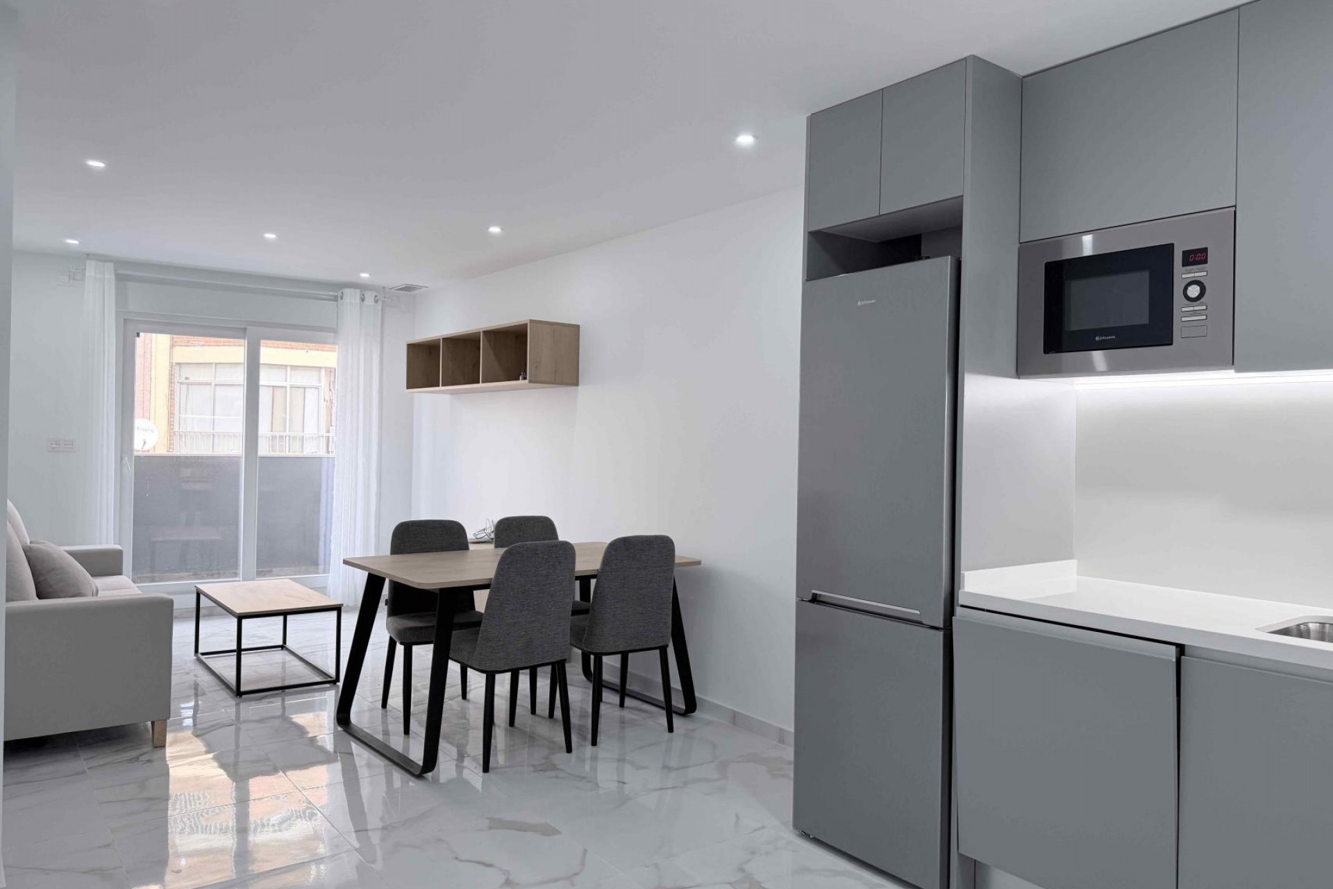 Återförsäljning - Apartment -
Torrevieja - Costa Blanca