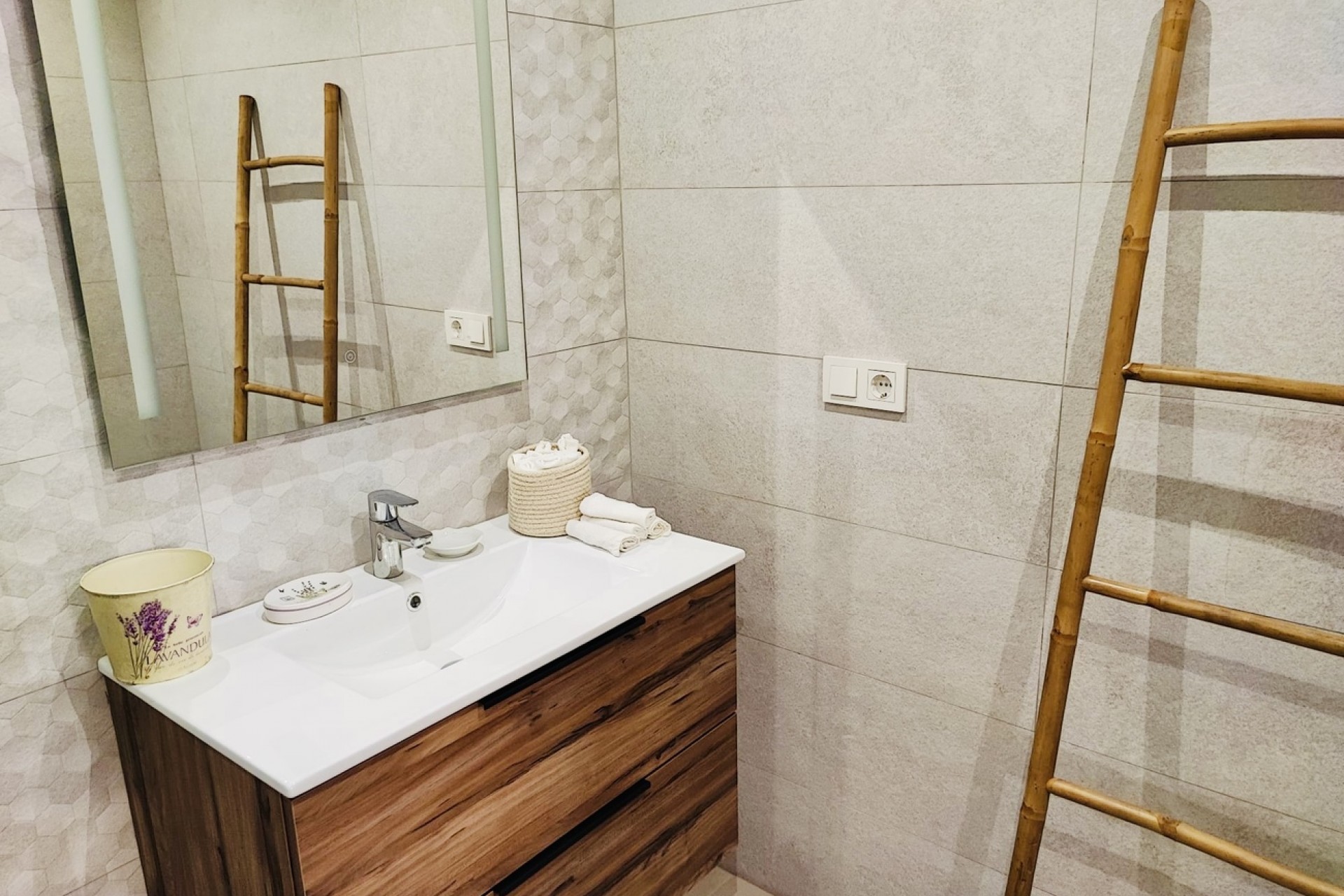 Återförsäljning - Apartment -
Torrevieja - Costa Blanca