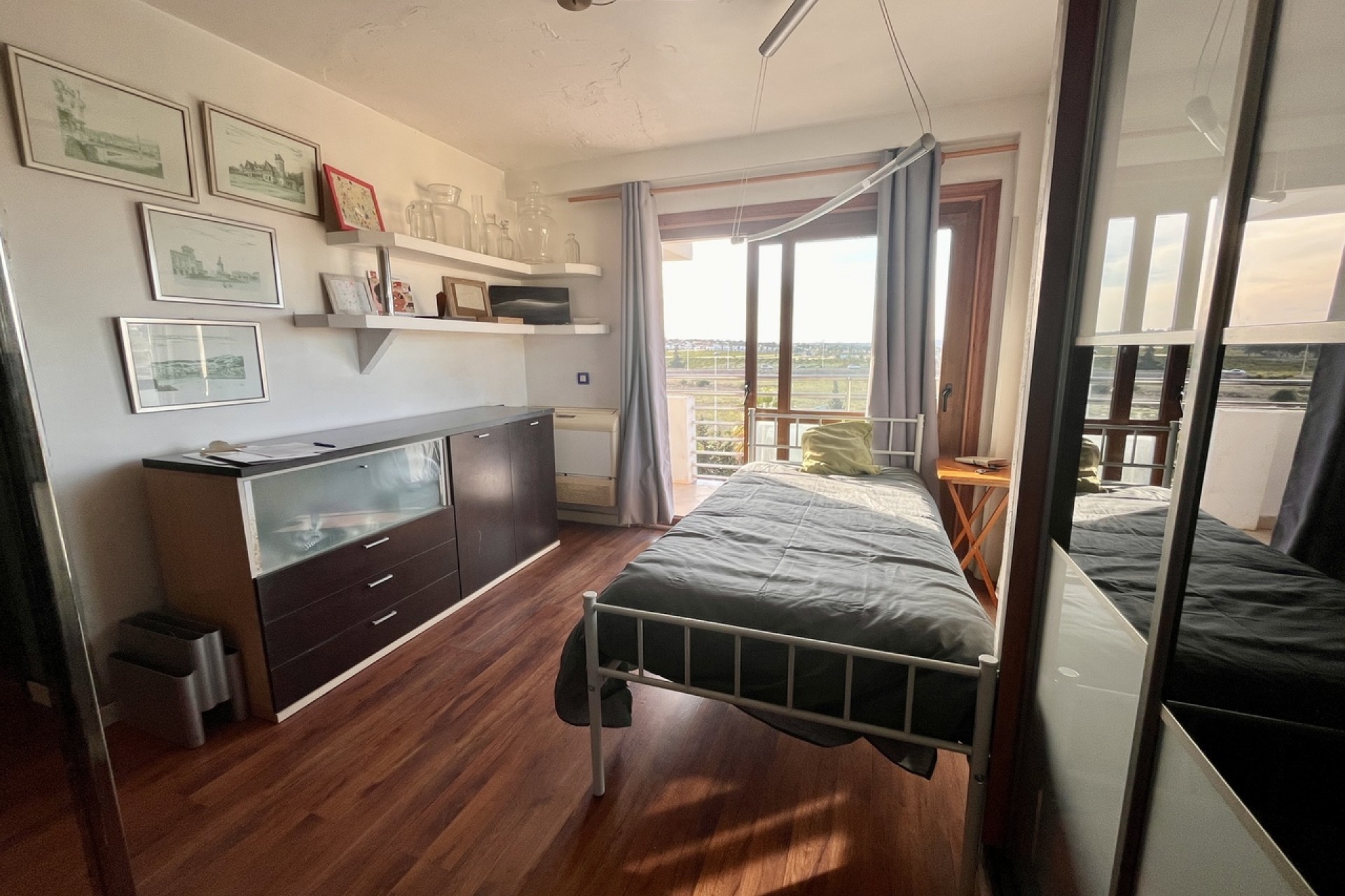 Återförsäljning - Apartment -
Torrevieja - Costa Blanca