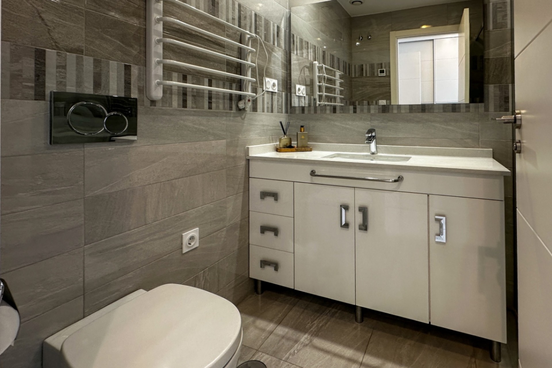 Återförsäljning - Apartment -
Torrevieja - Costa Blanca