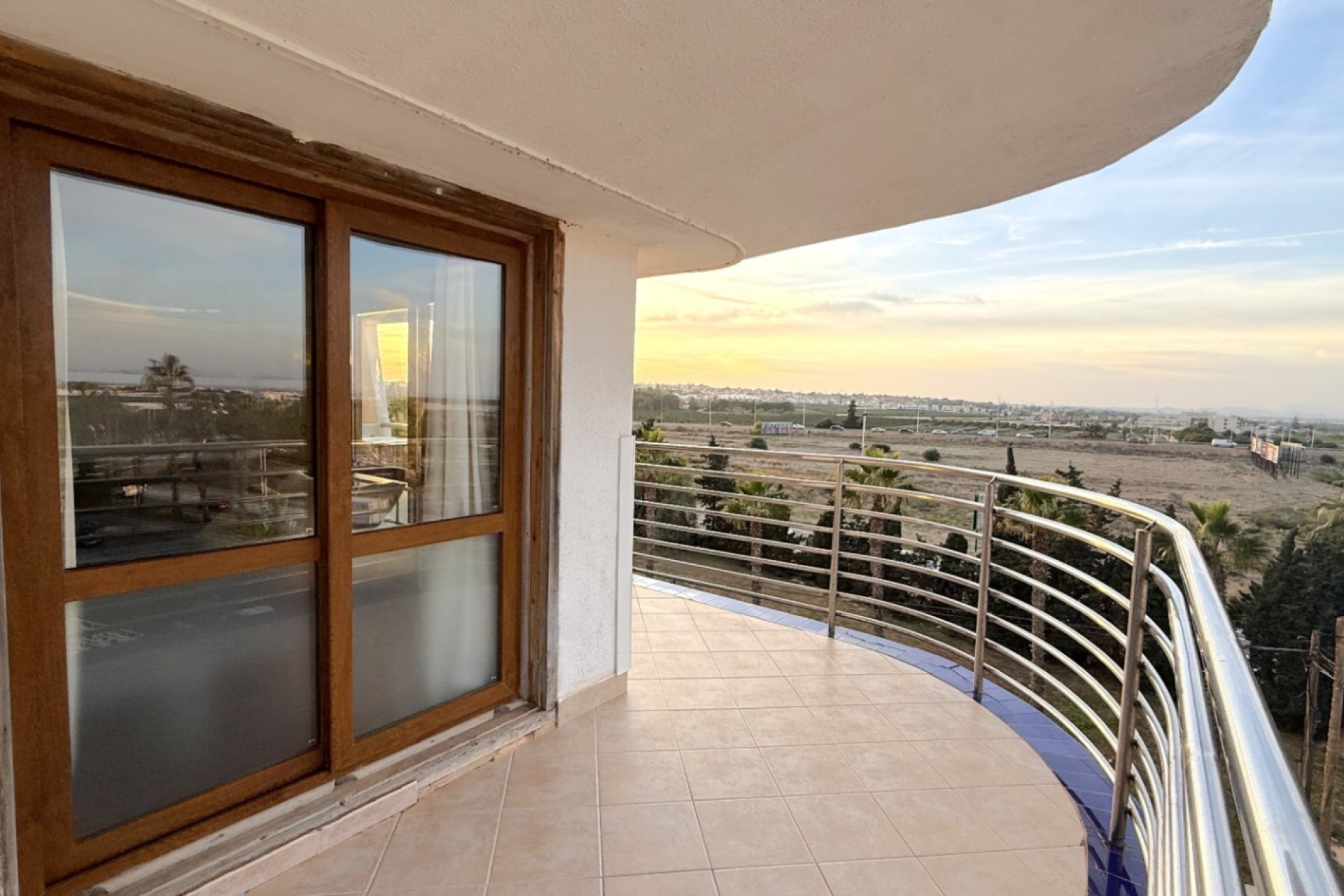 Återförsäljning - Apartment -
Torrevieja - Costa Blanca