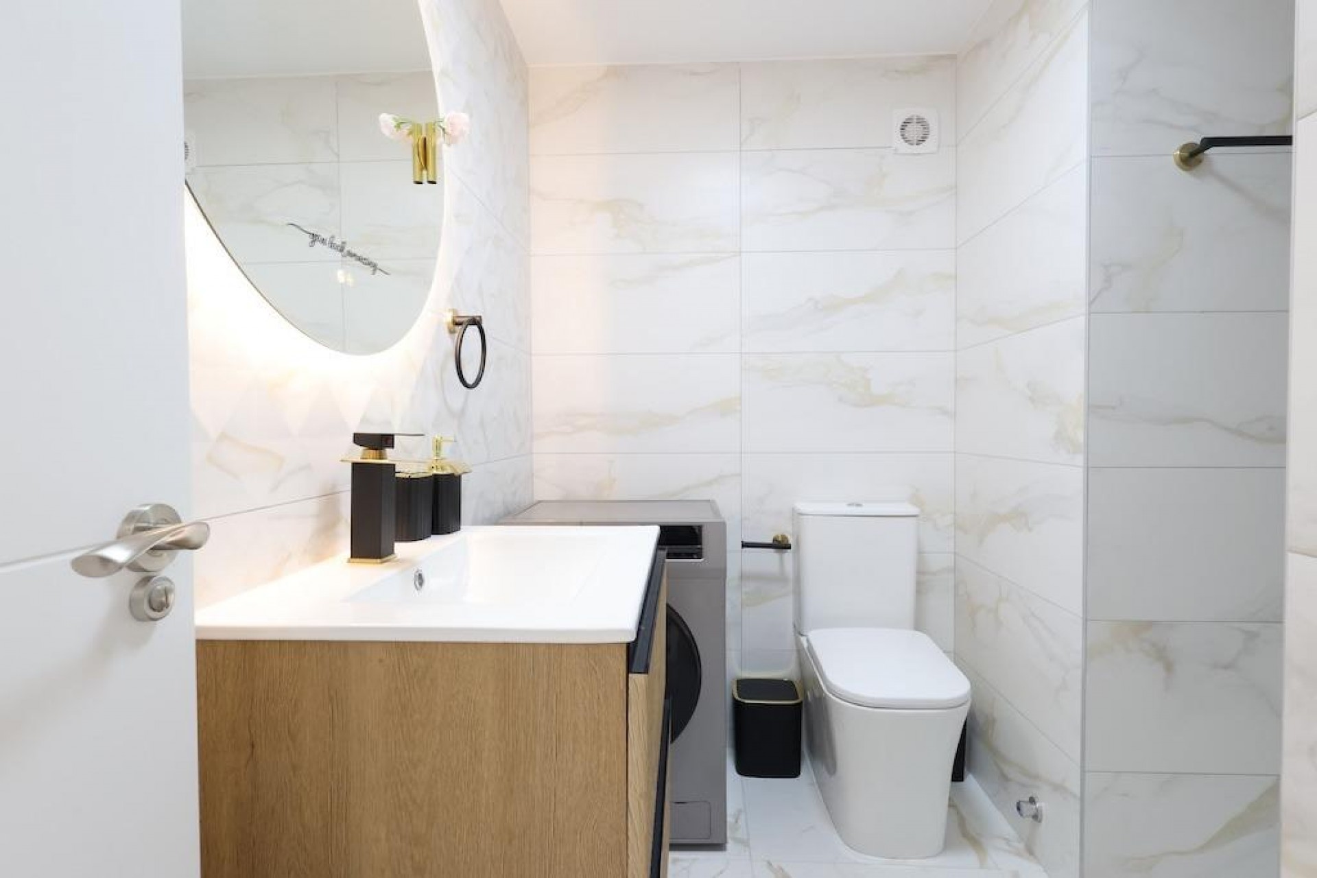 Återförsäljning - Apartment -
Torrevieja - Costa Blanca