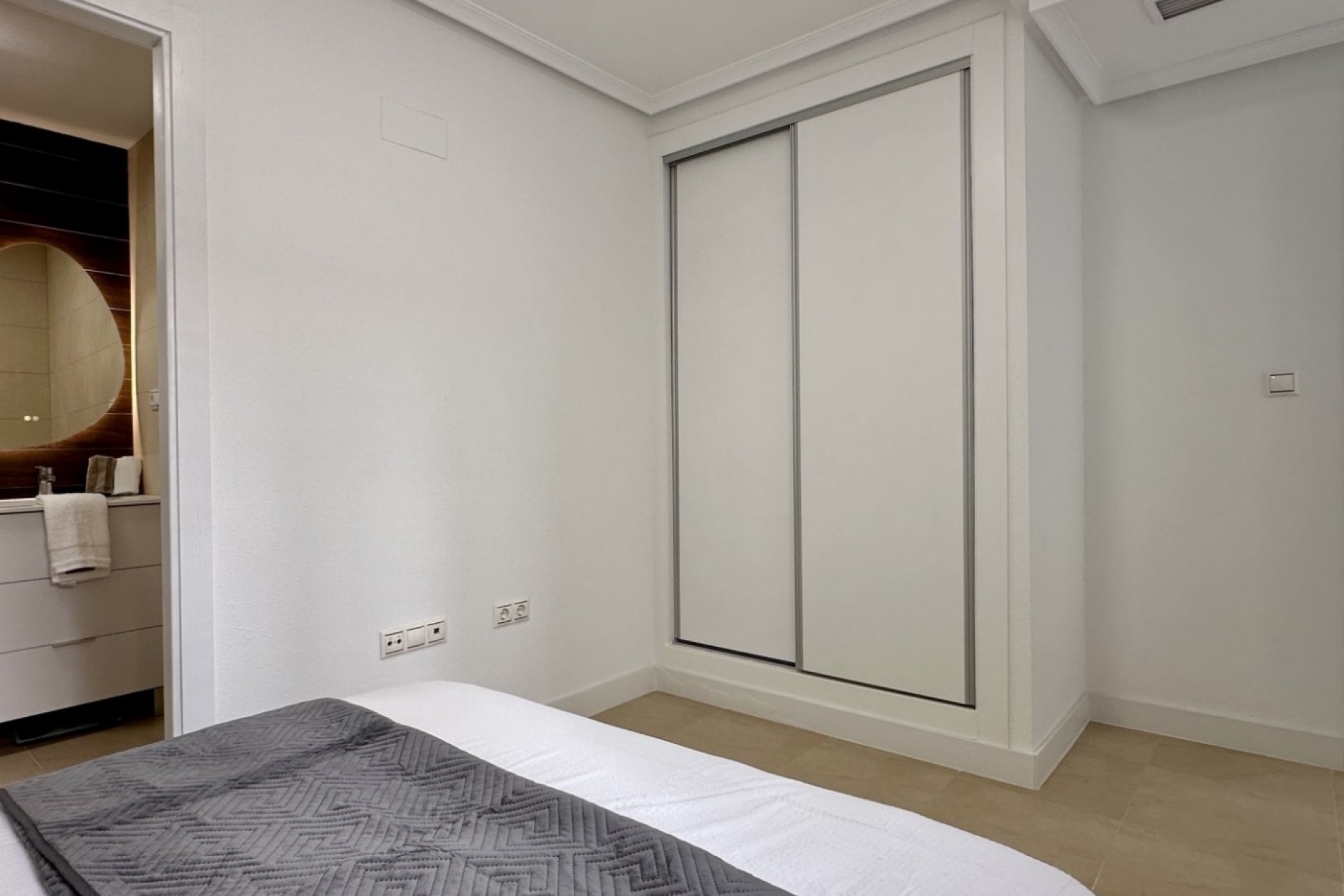 Återförsäljning - Apartment -
Torrevieja - Costa Blanca