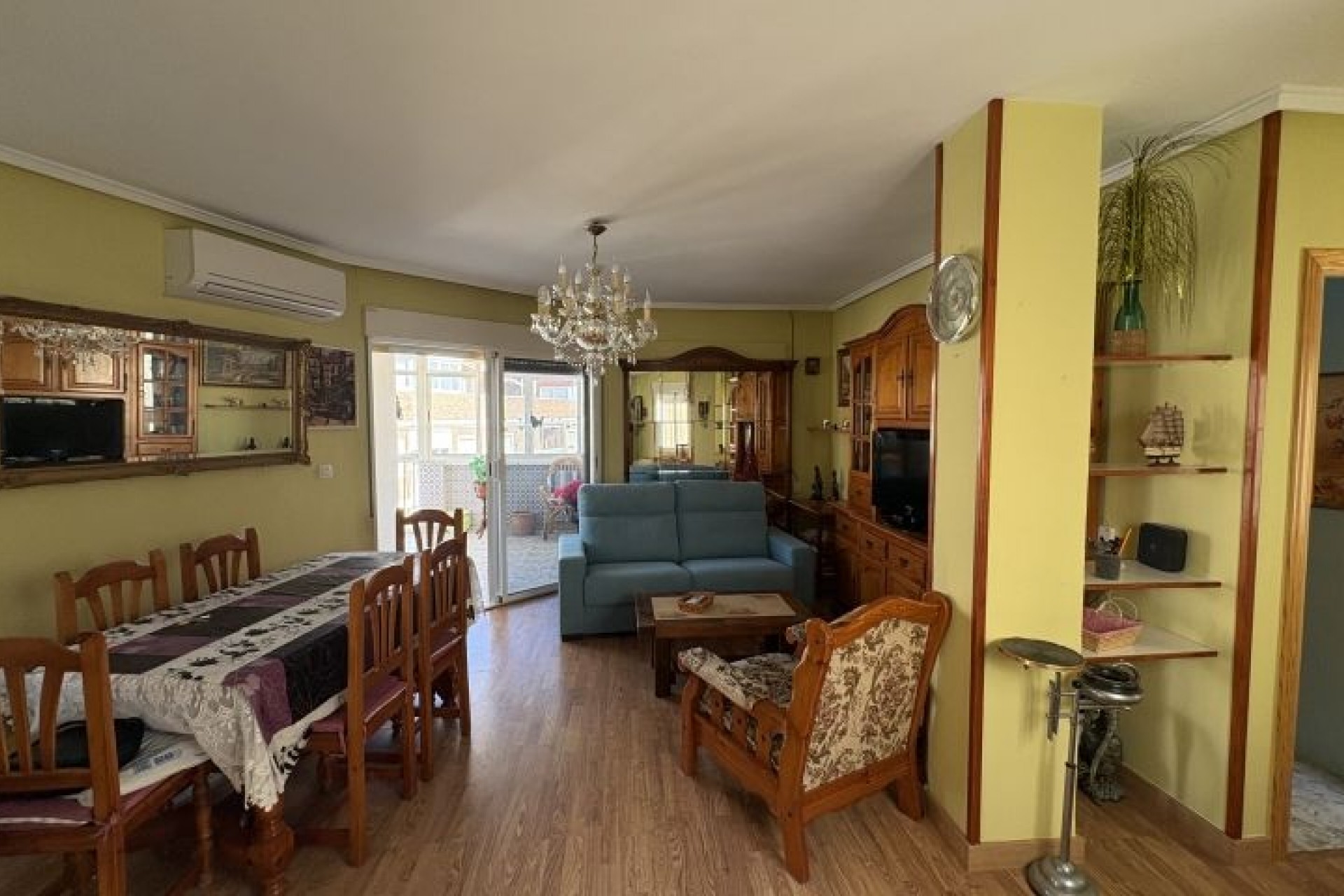 Återförsäljning - Apartment -
Torrevieja - Costa Blanca