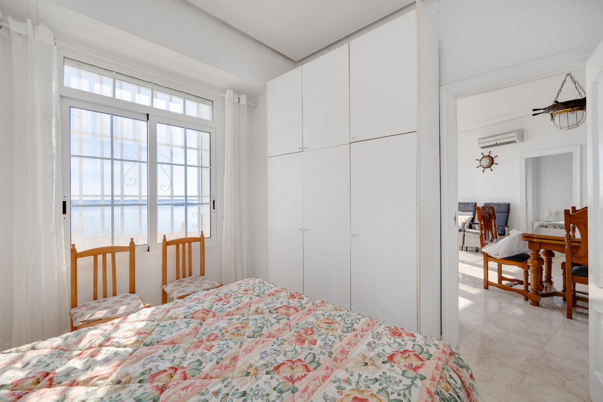 Återförsäljning - Apartment -
Torrevieja - Costa Blanca