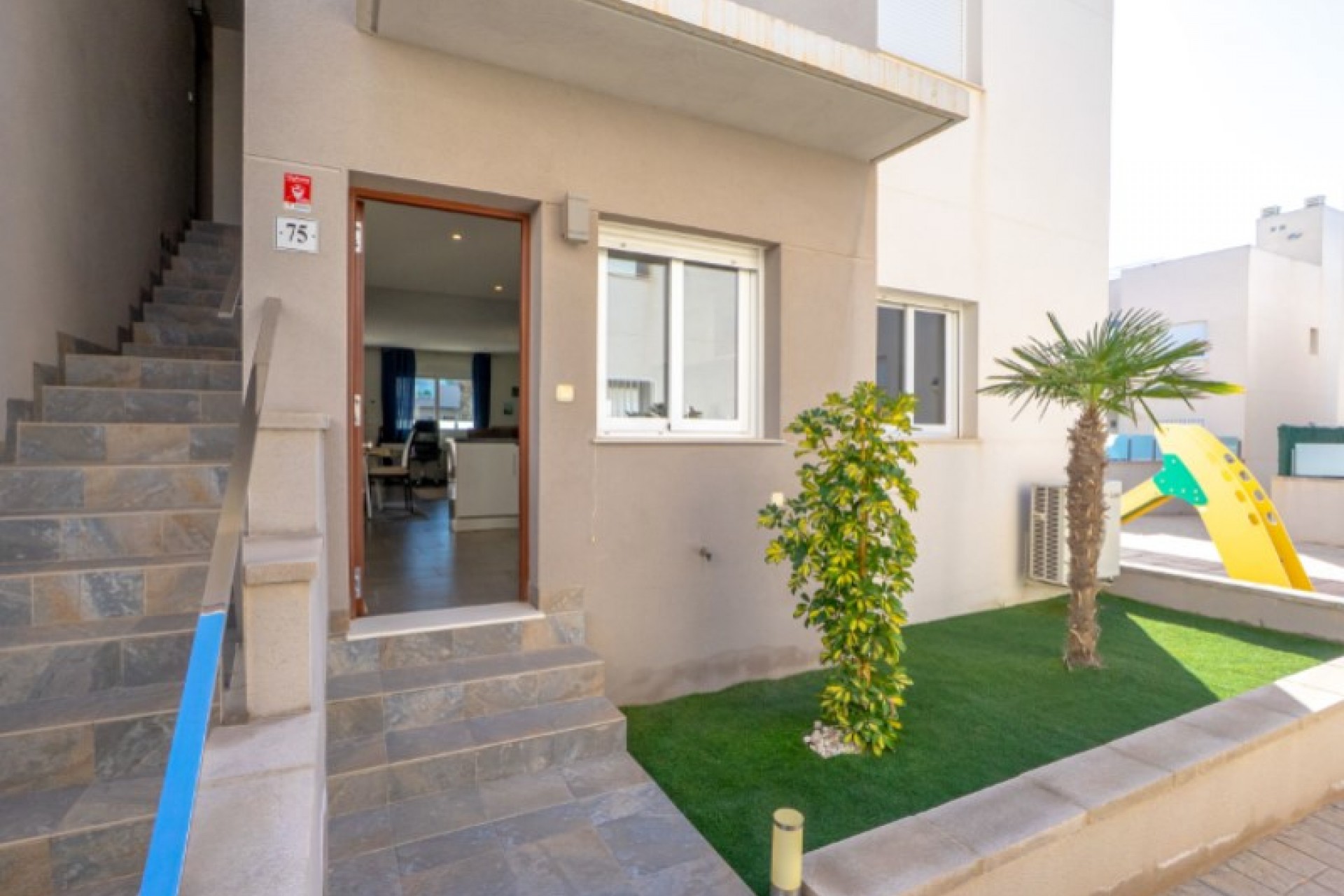 Återförsäljning - Apartment -
Torrevieja - Costa Blanca