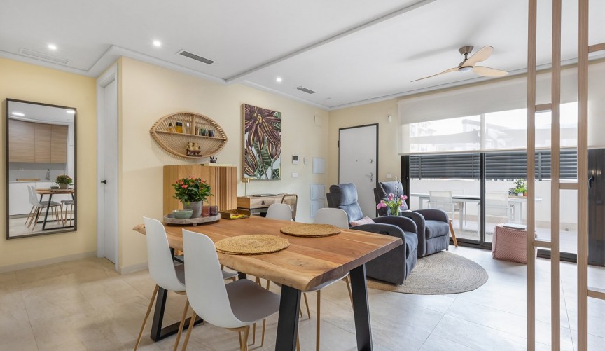 Återförsäljning - Apartment -
Torrevieja - Costa Blanca