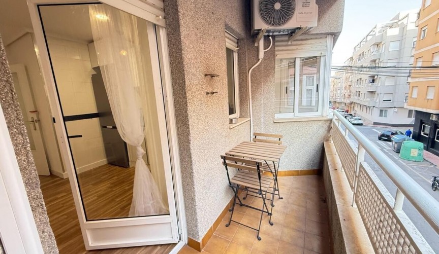 Återförsäljning - Apartment -
Torrevieja - Costa Blanca