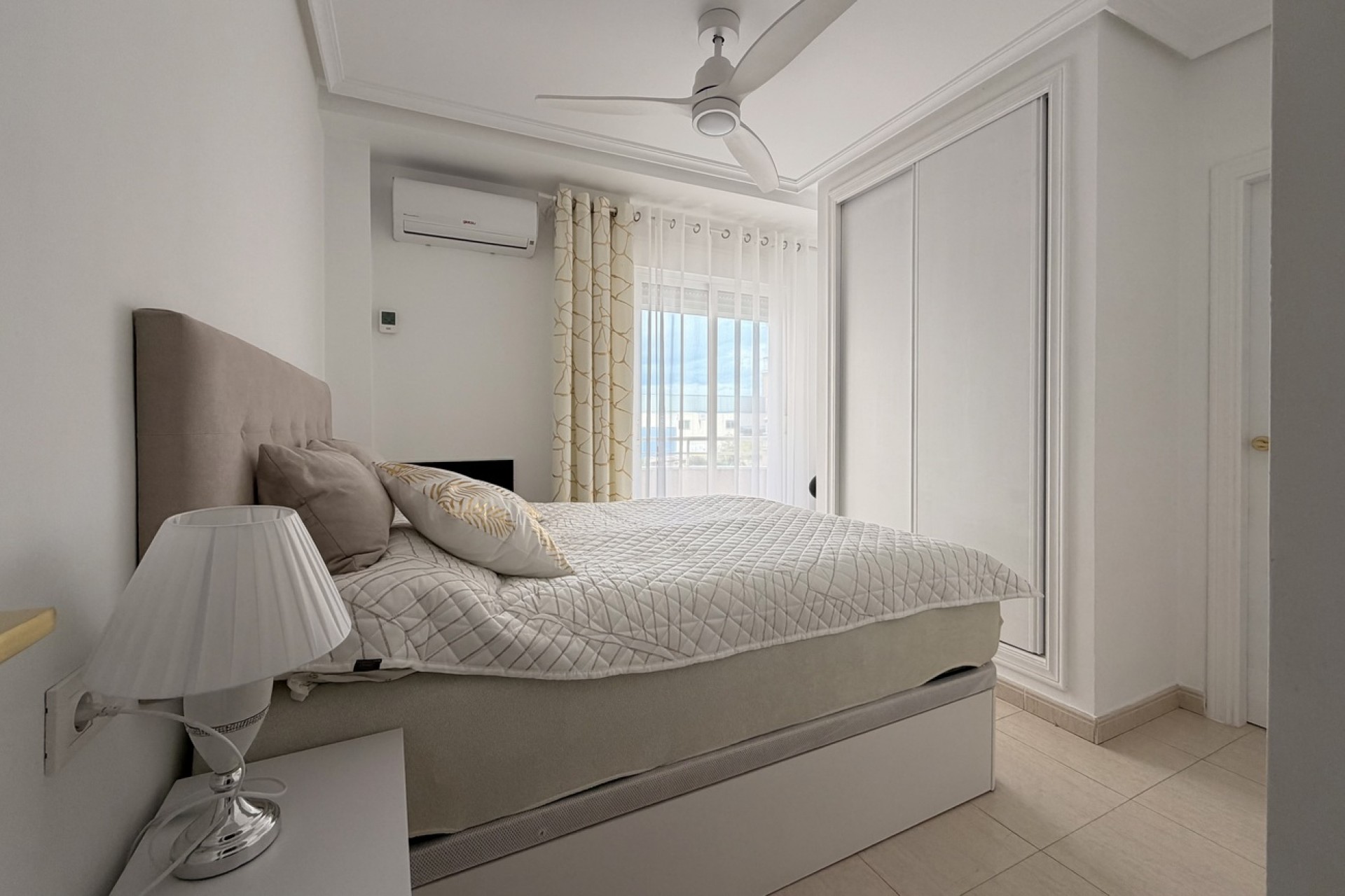 Återförsäljning - Apartment -
Torrevieja - Costa Blanca